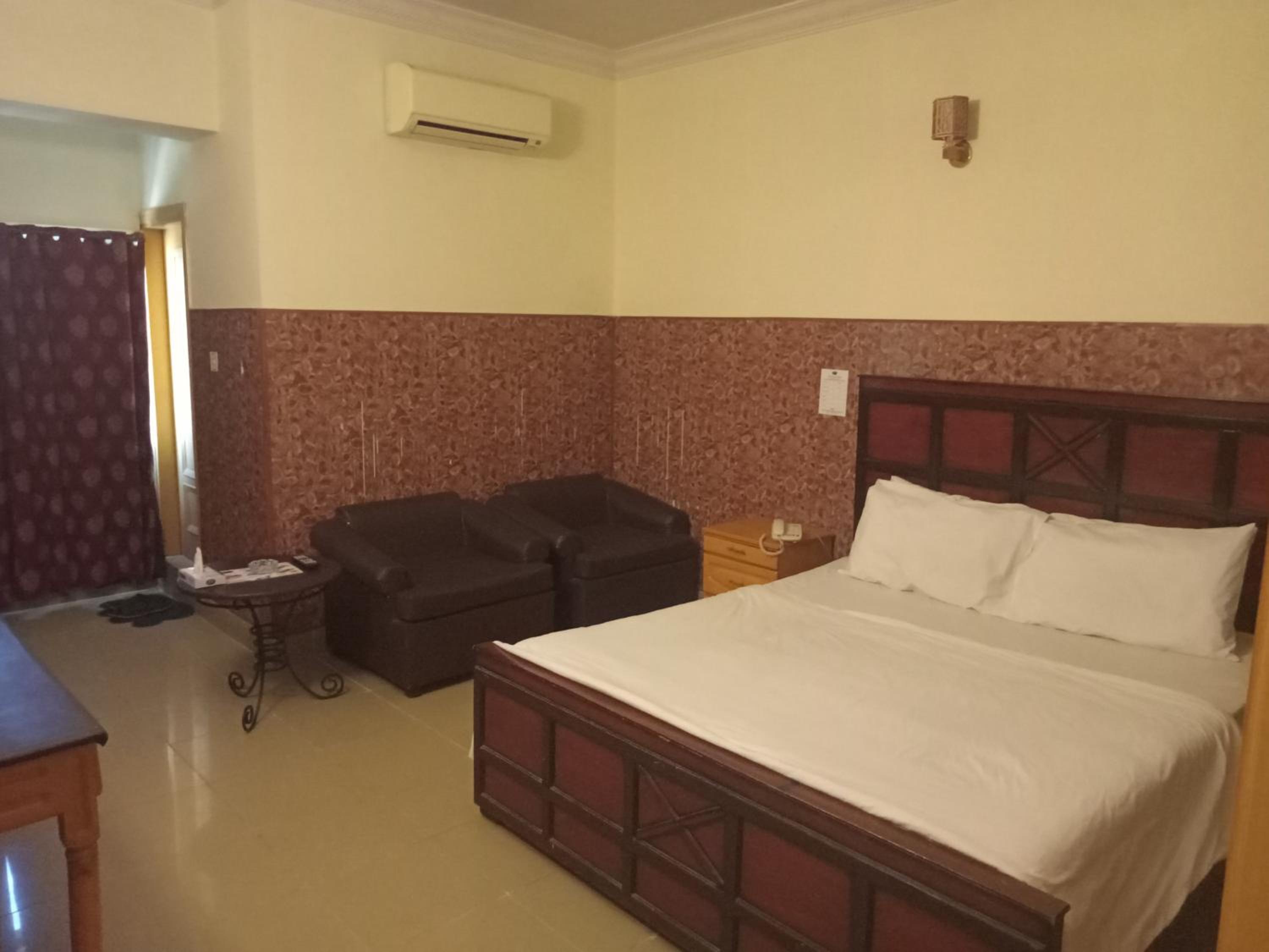 Deluxe Triple Room photo 3