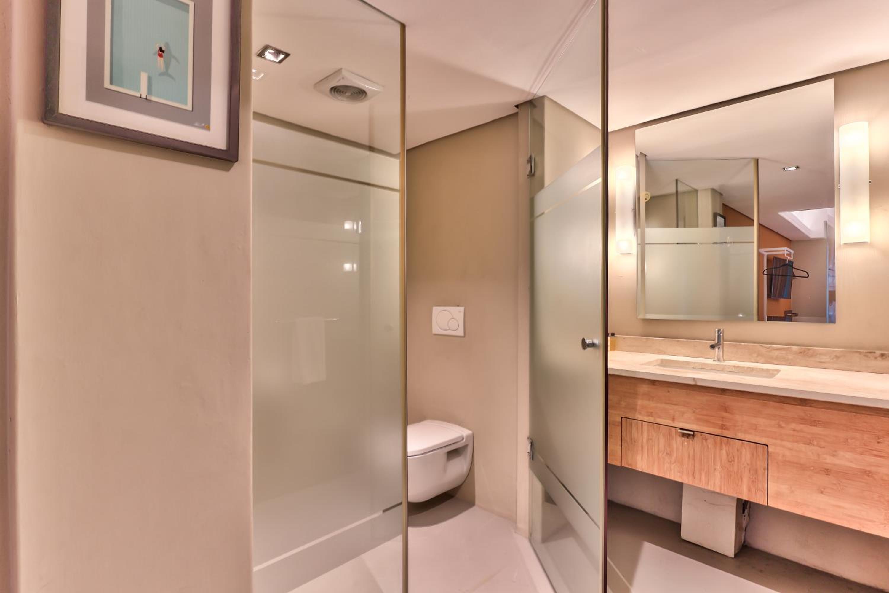 Studio Apartment - Photo 3