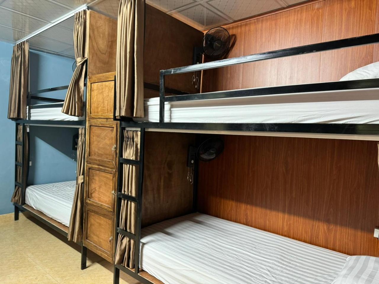 Bed In 4-Bed Dormitory Room photo 3