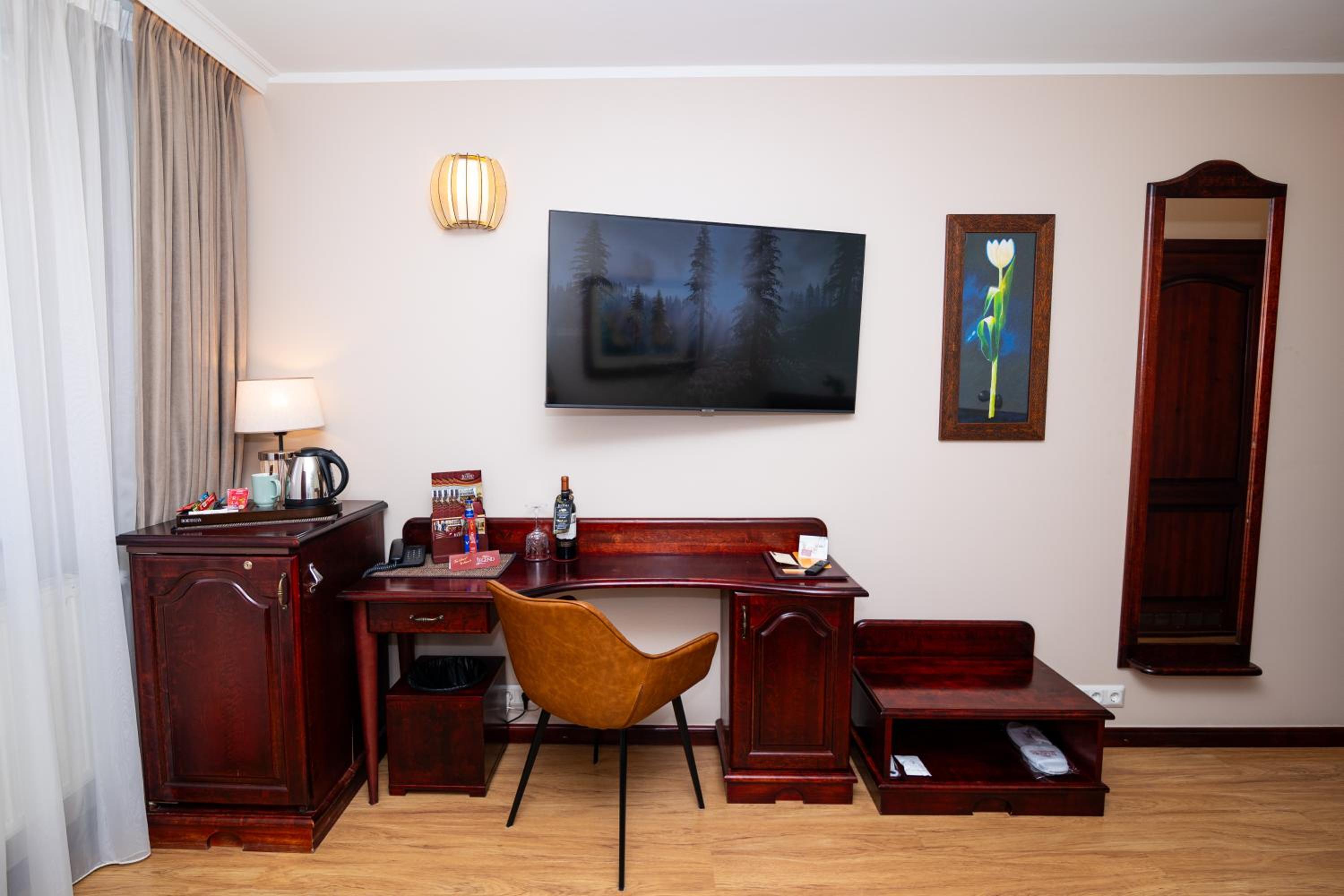 Double Room - Photo 2