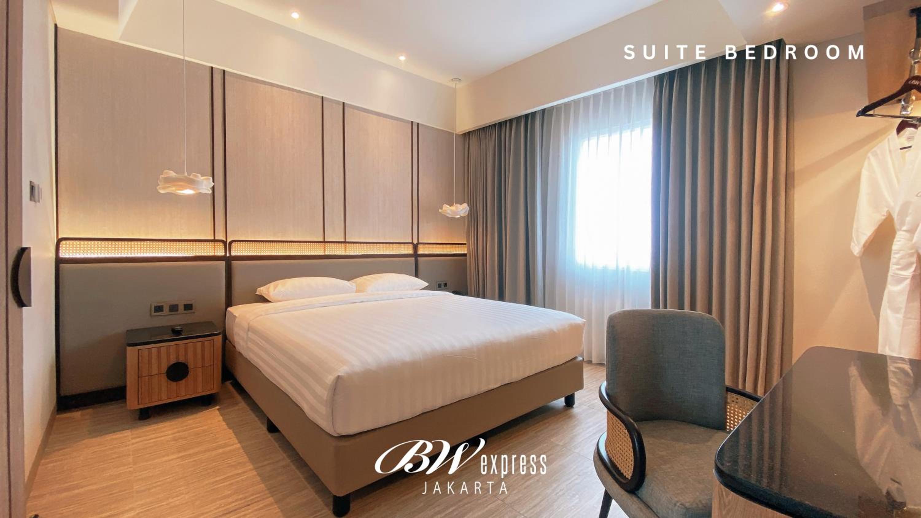 Suite - Photo 1