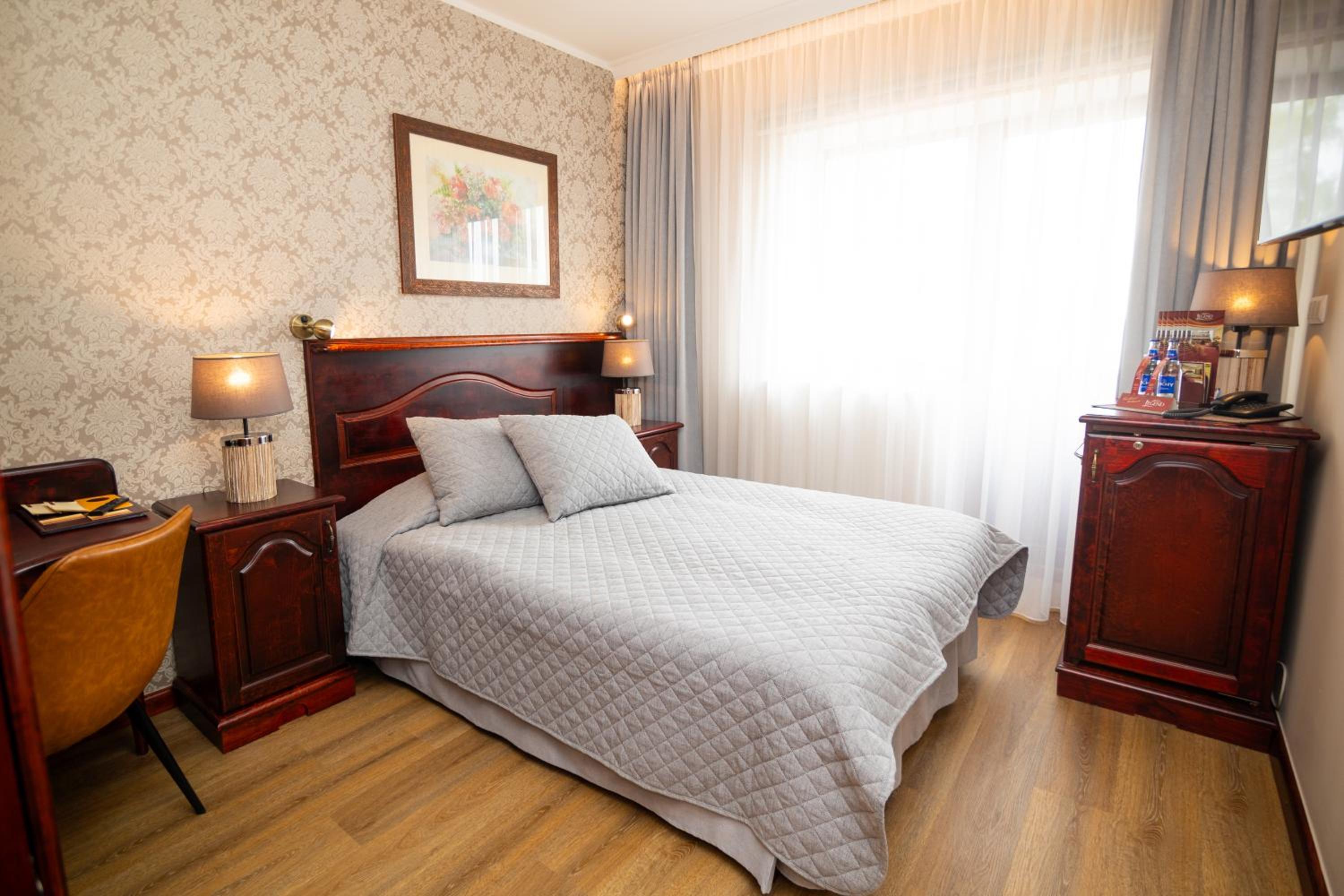 Double Room - Photo 22