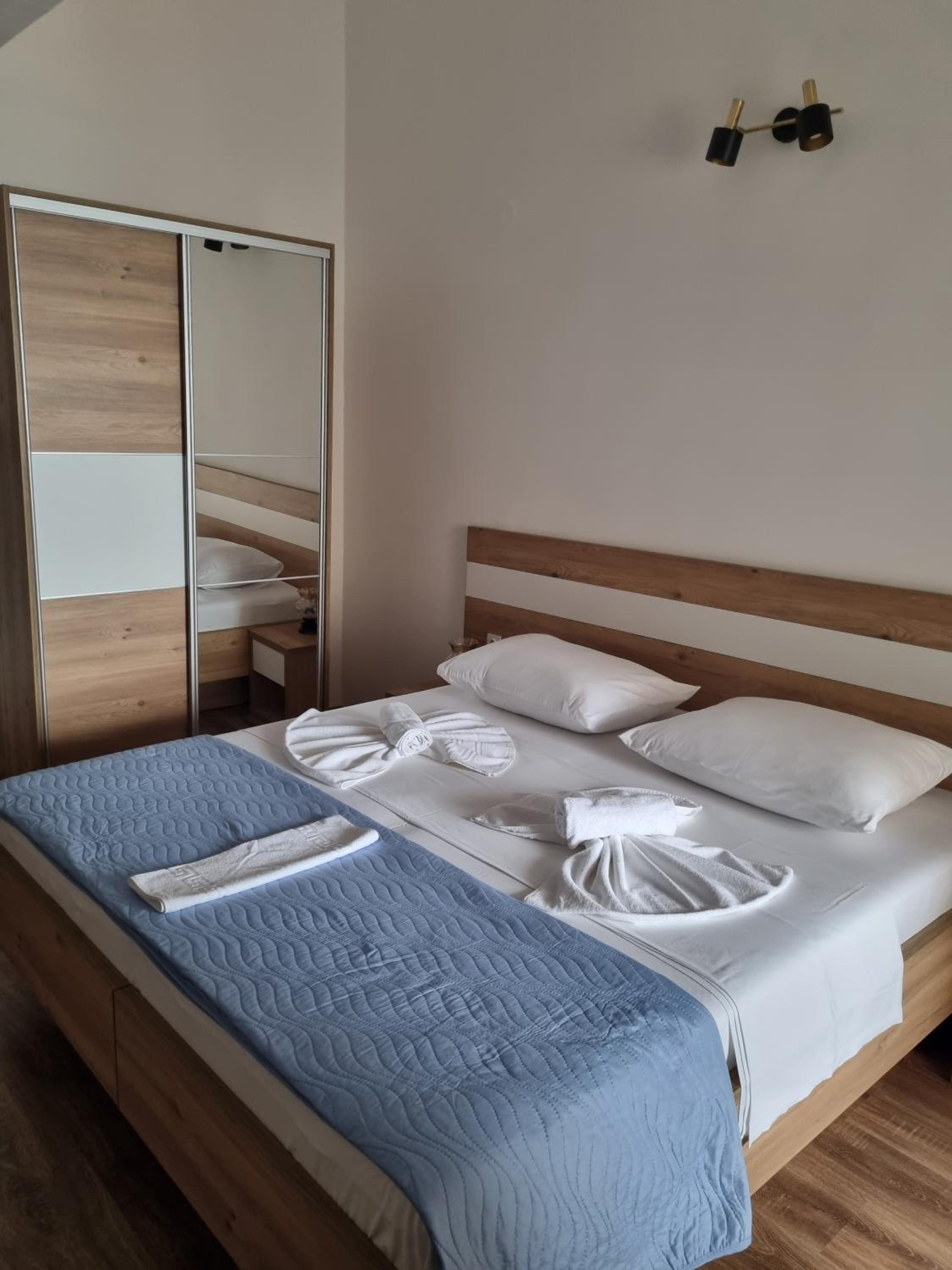 Quadruple Room with Balcony photo 1