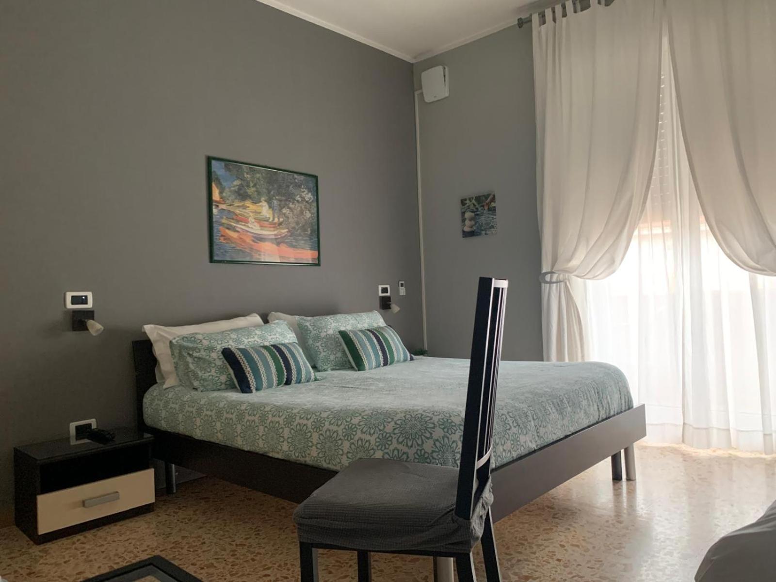 King Room with Balcony - Photo 1