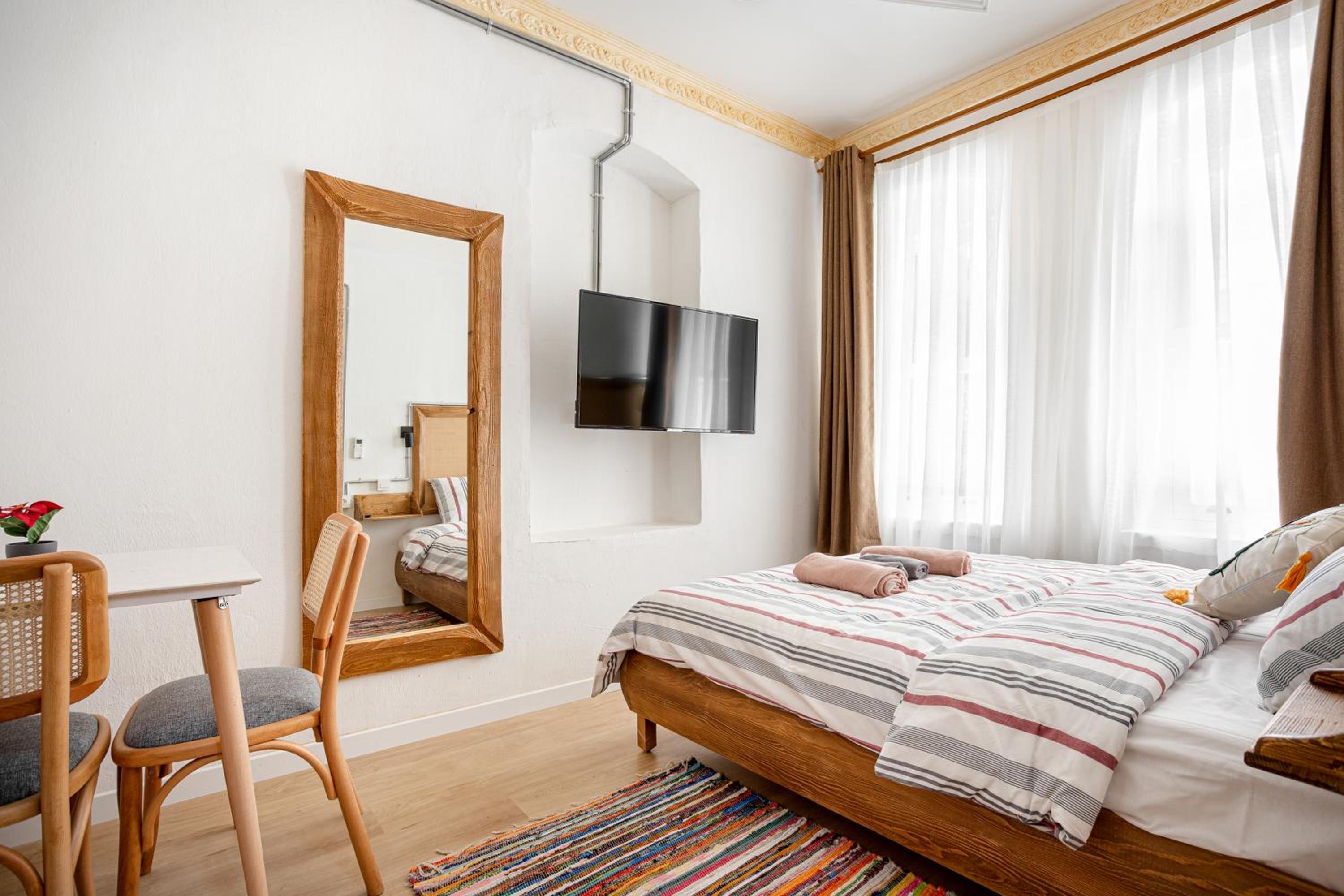 Economy Double Room photo 3
