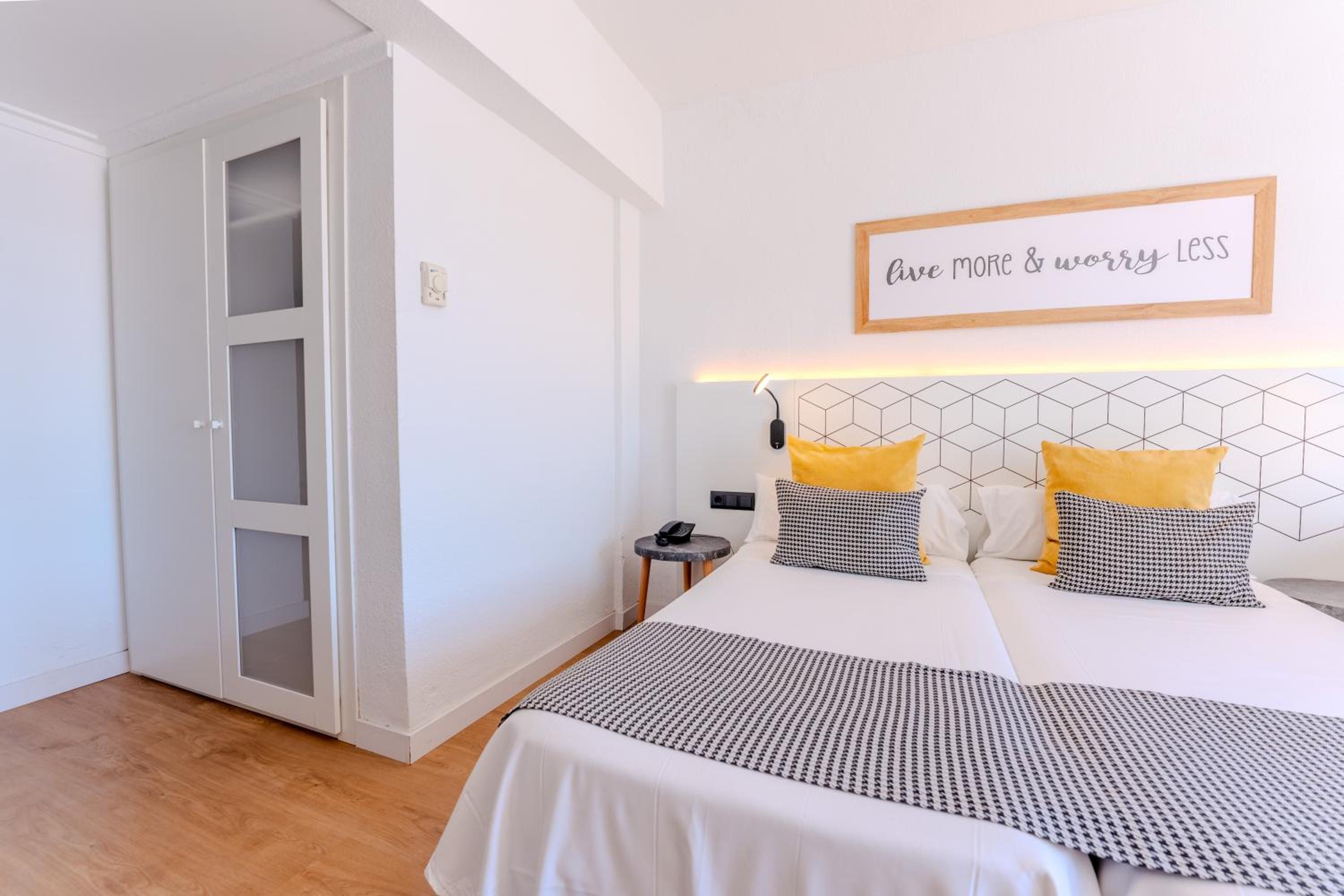 Suite Junior con Bañera de Hidromasaje y Cama Balinesa en Terraza - Acceso al Spa Incluido