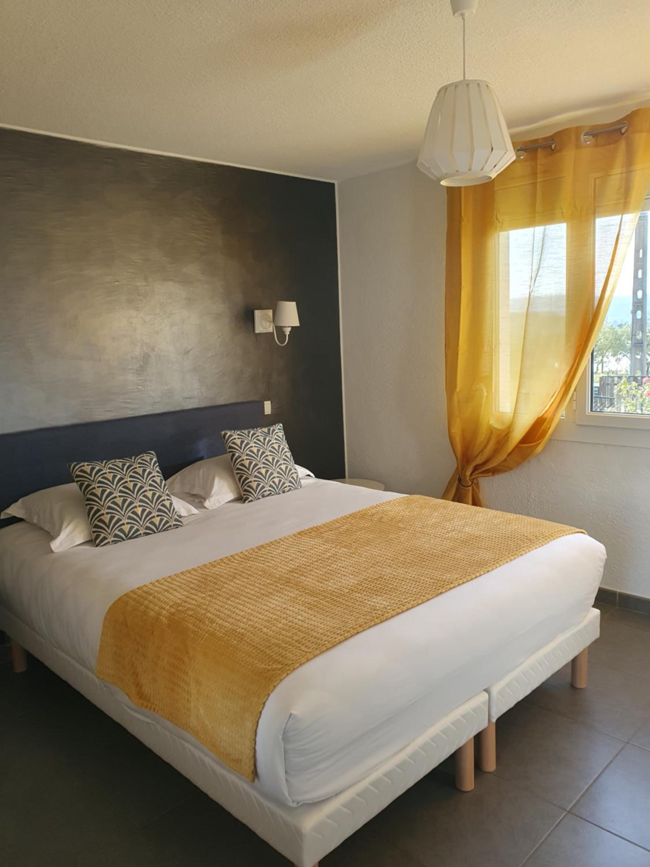 Superior Double Room - Photo 16