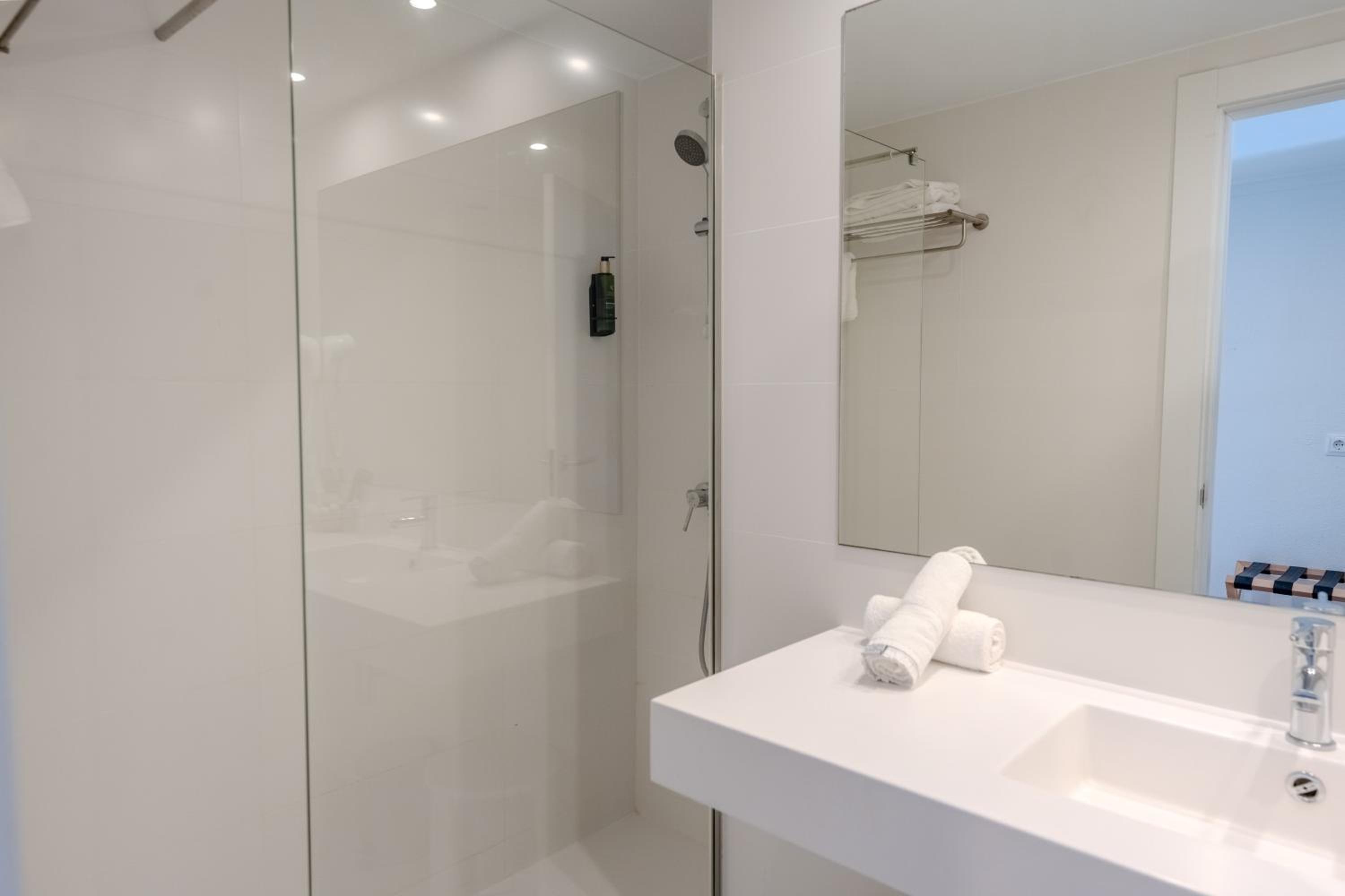 Twin Room with Sea View Spa Acces included photo 3