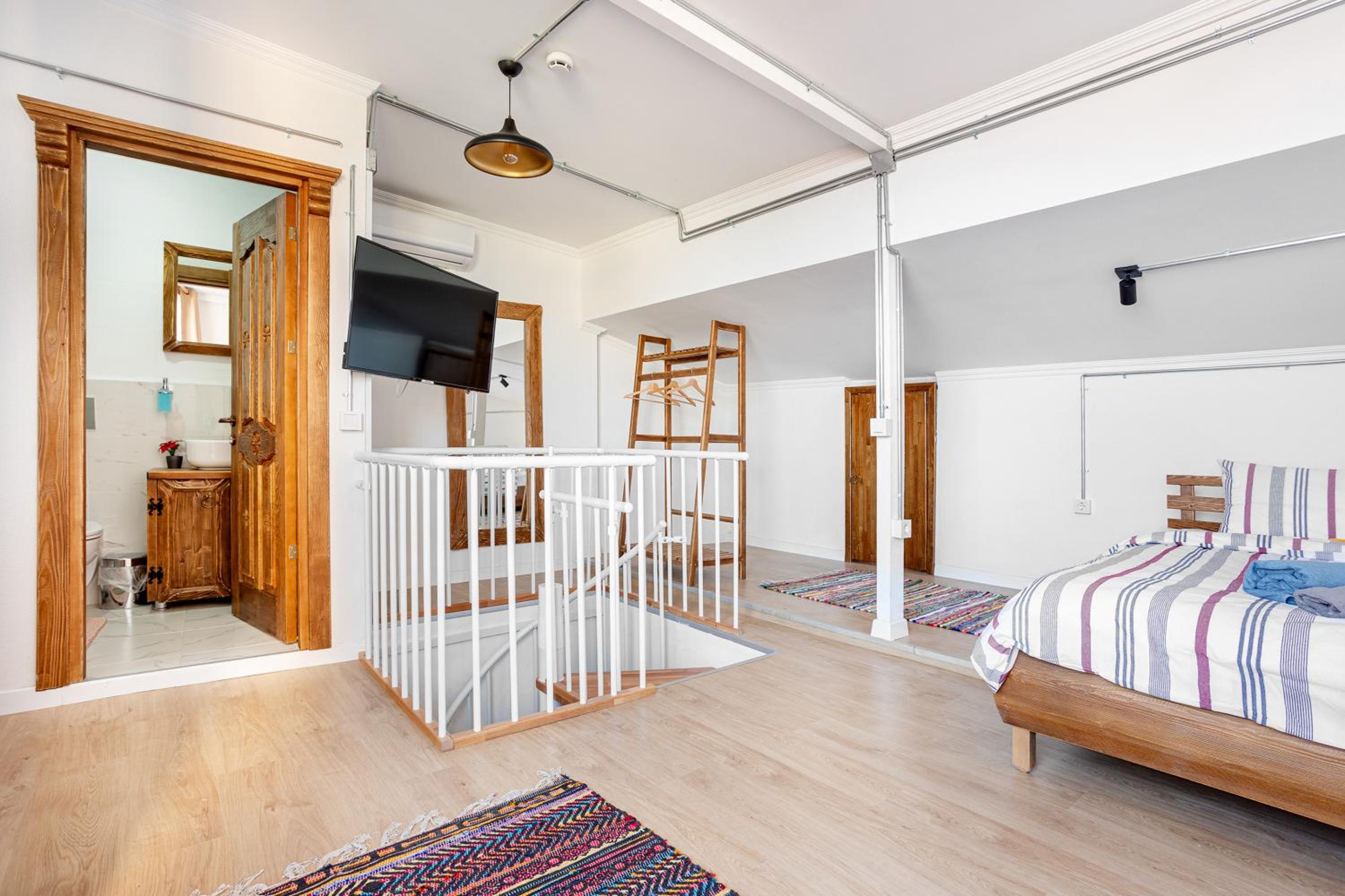 Deluxe Double or Twin Room with Sea View photo 3