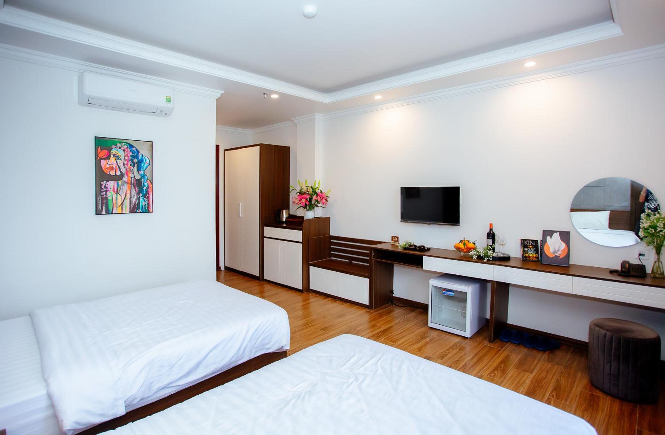 Triple Room with View