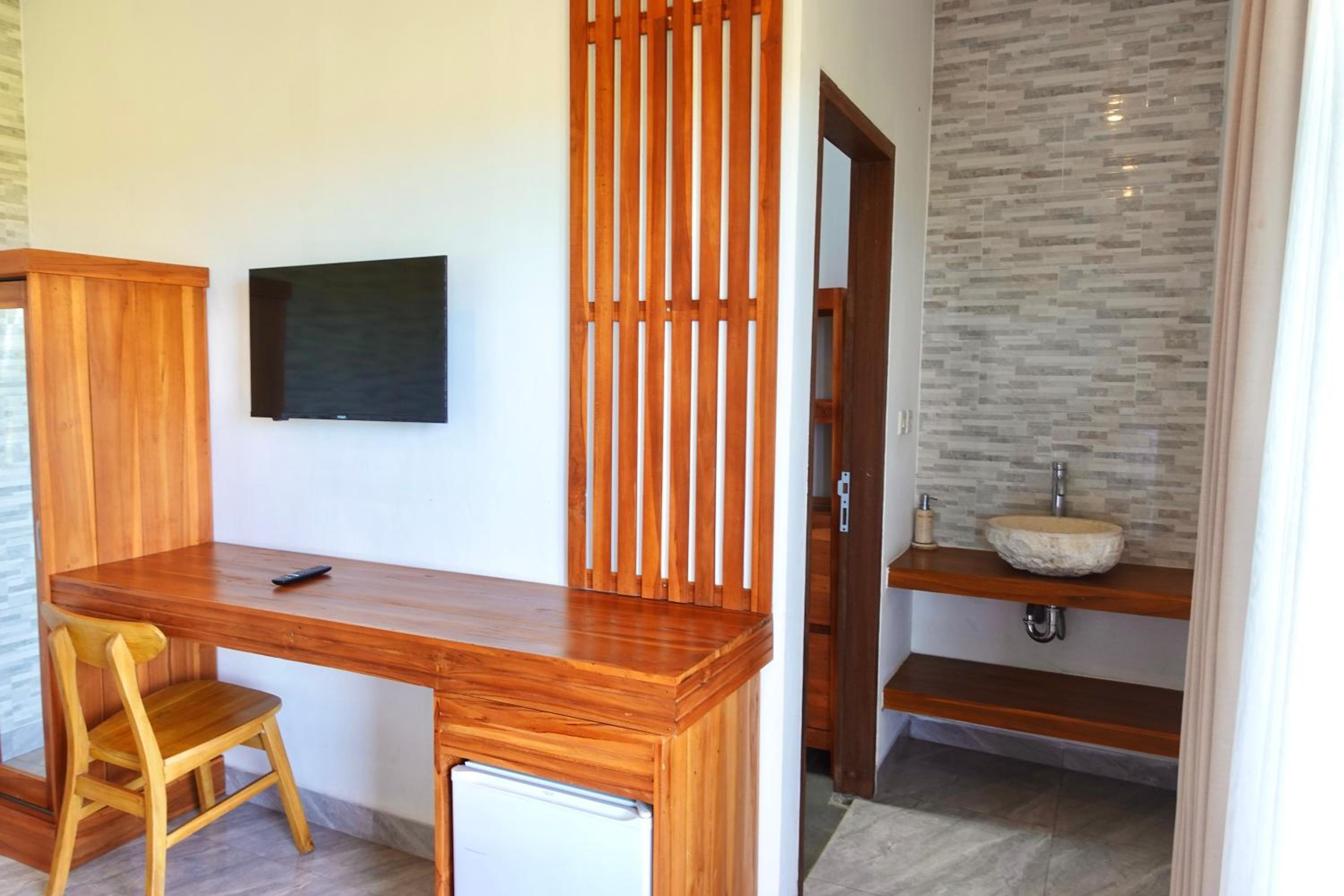 Deluxe Twin Room with Sea View photo 2