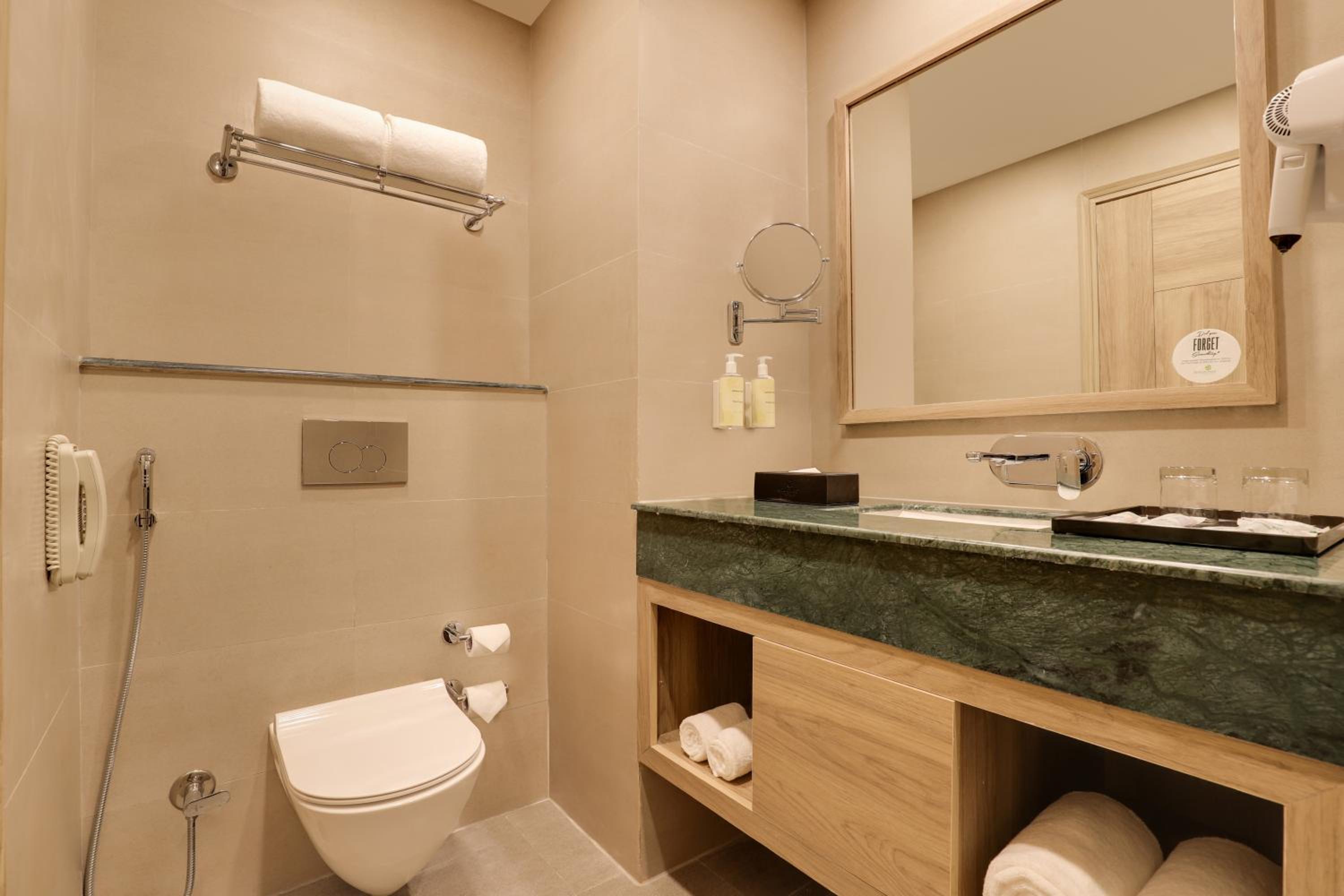 Superior Room with Garden View  - Photo 4