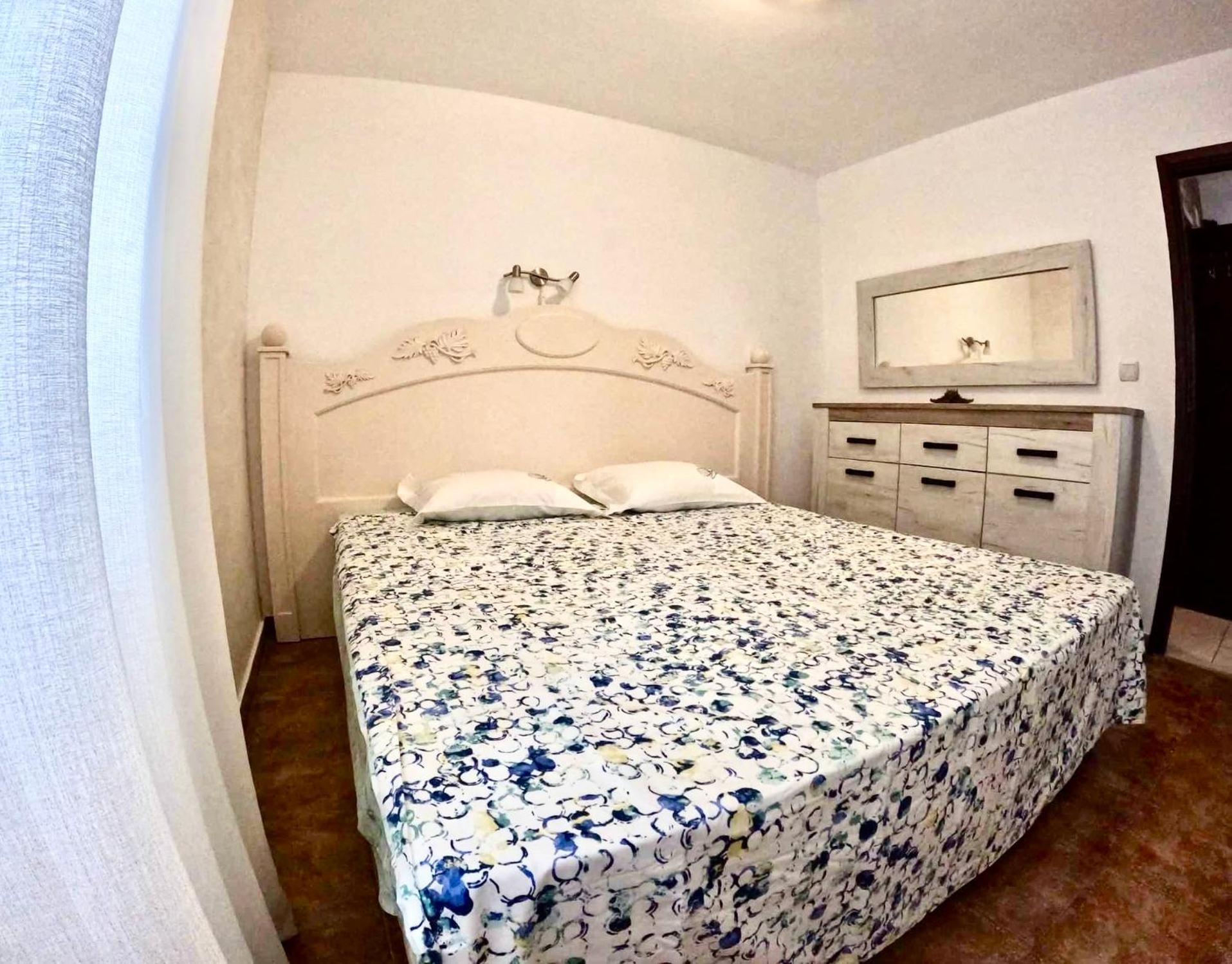 Two-Bedroom Apartment photo 2