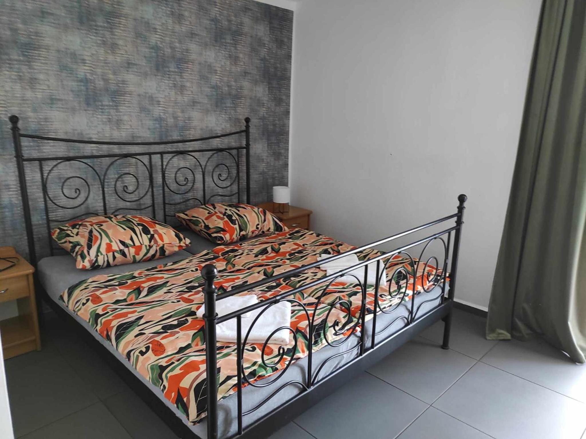 Large Single Room photo 2