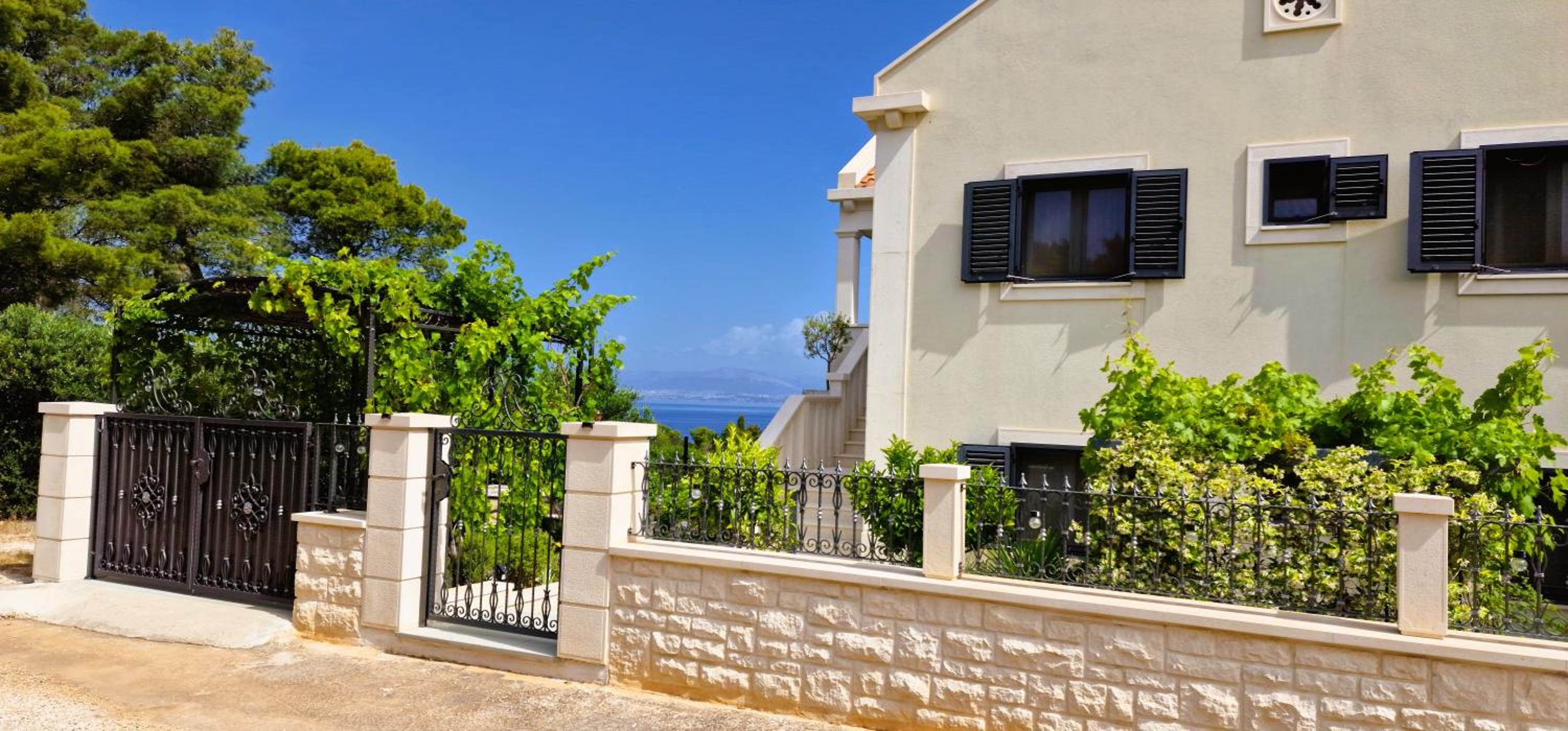 Villa With Sea View photo 2