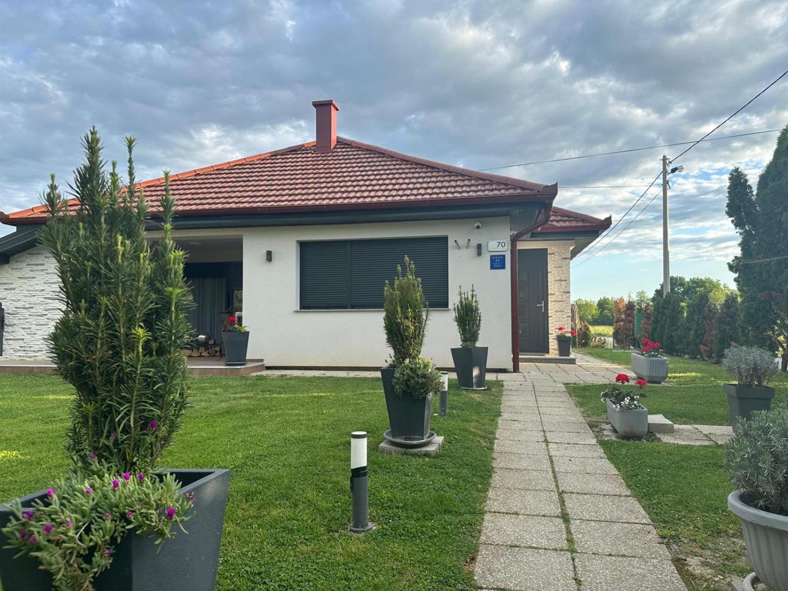Villa with Garden View photo 3