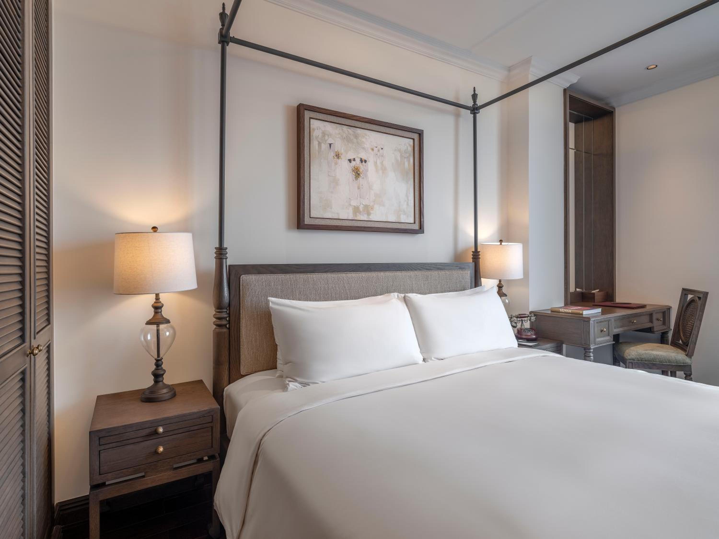 Deluxe City View Room
