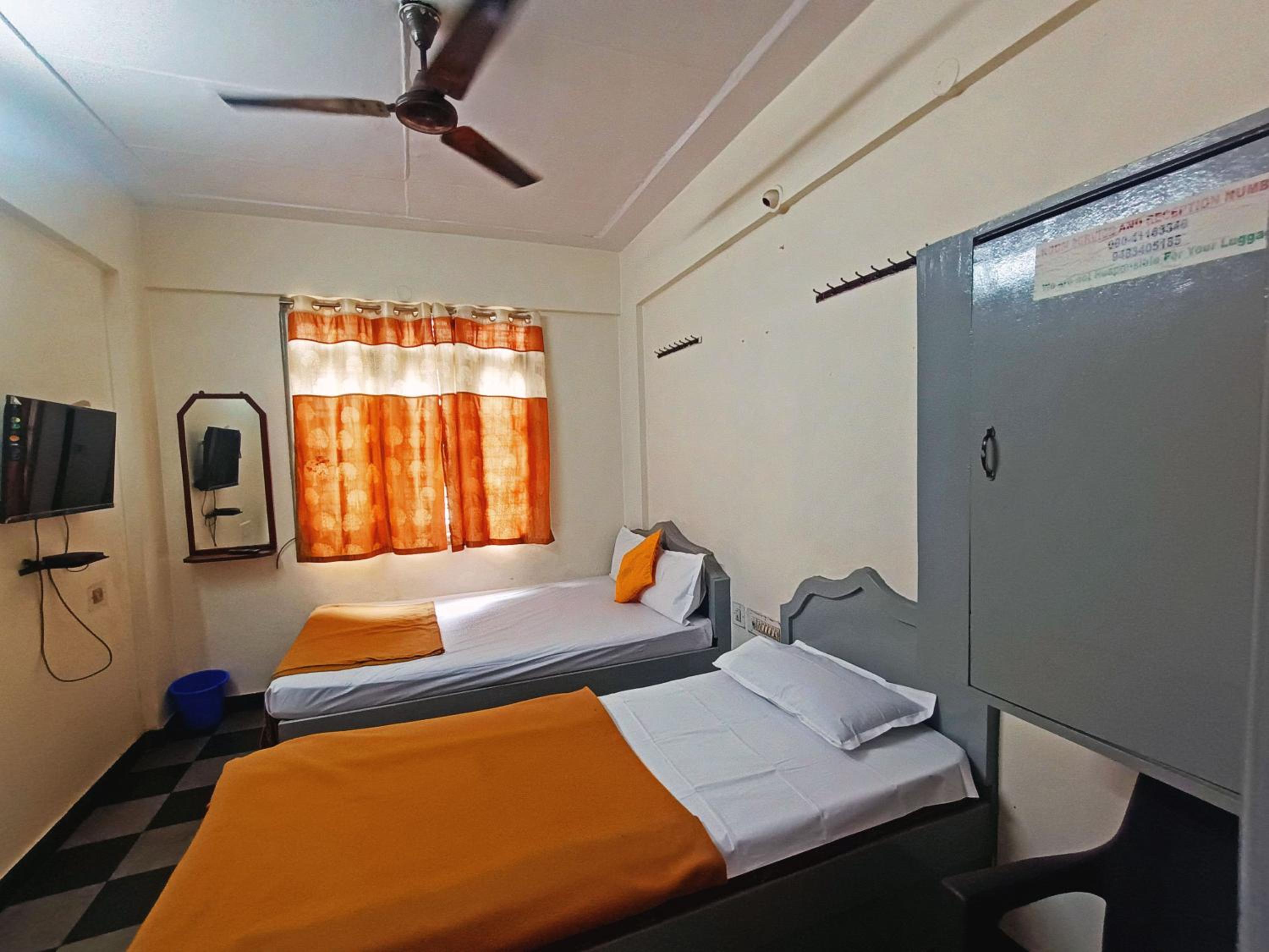 Budget Triple Room
