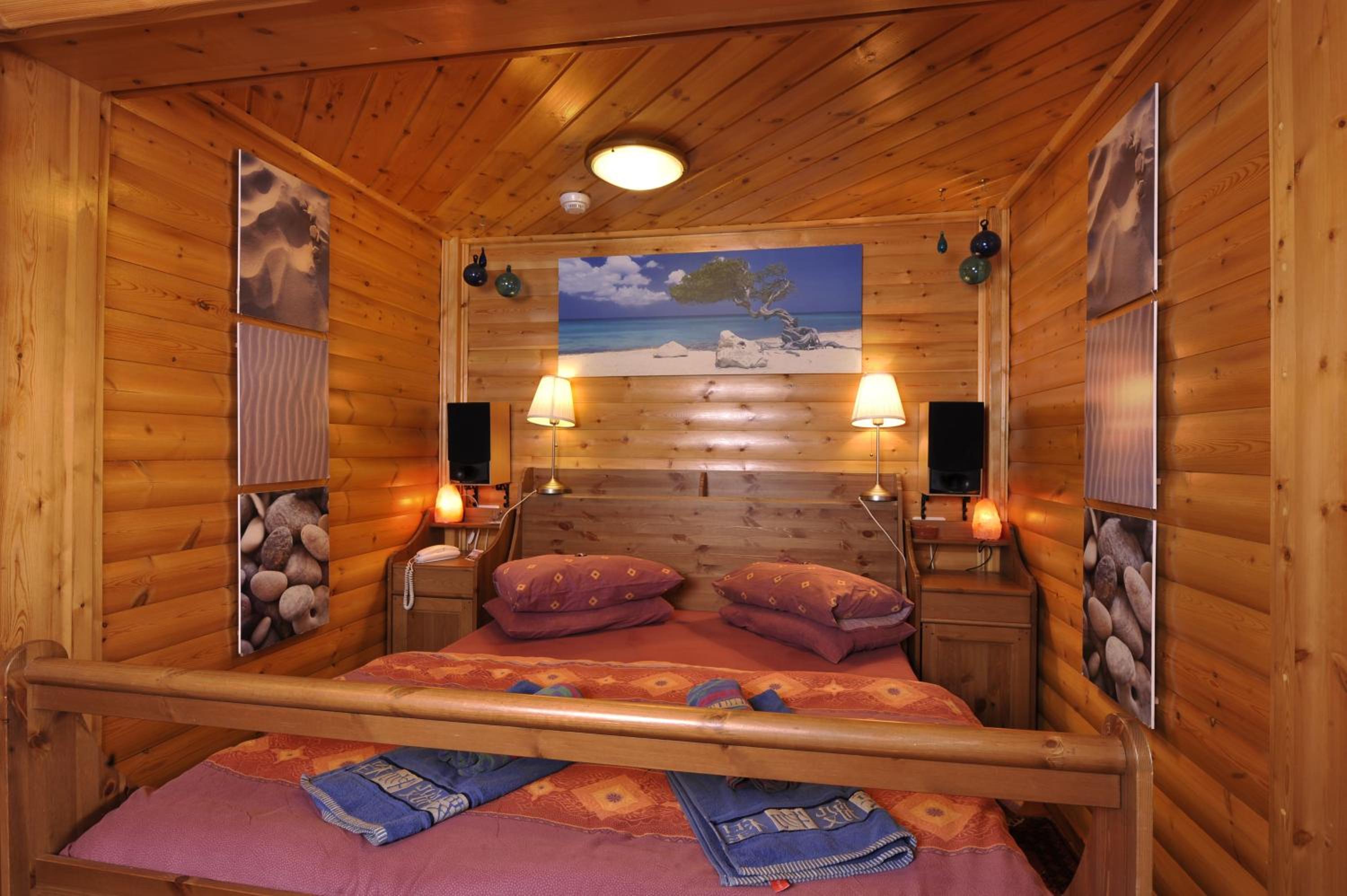 Deluxe Double Room with Balcony (Bat Harim) - Photo 7