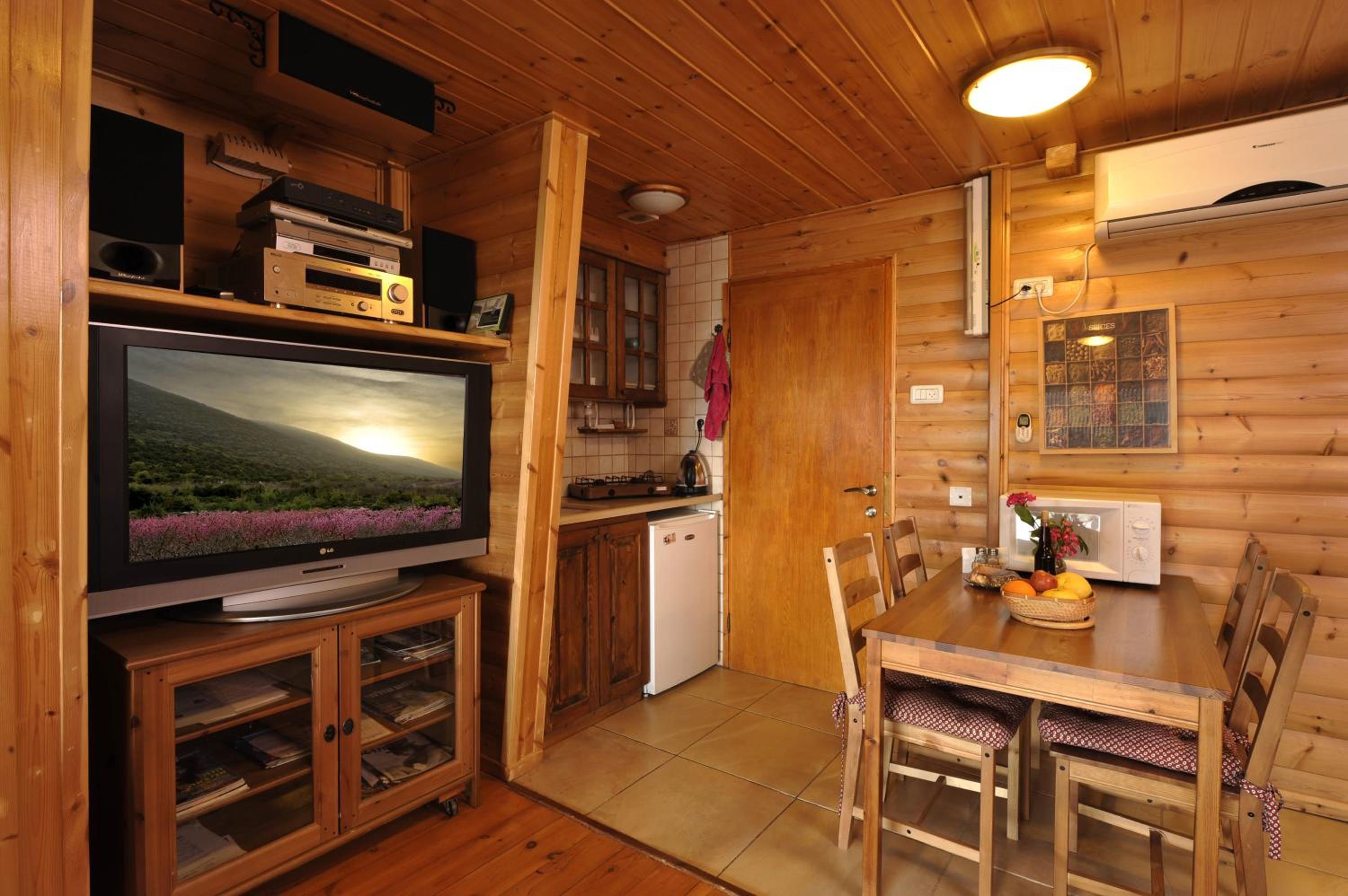 Deluxe Double Room with Balcony (Bat Harim) - Photo 5