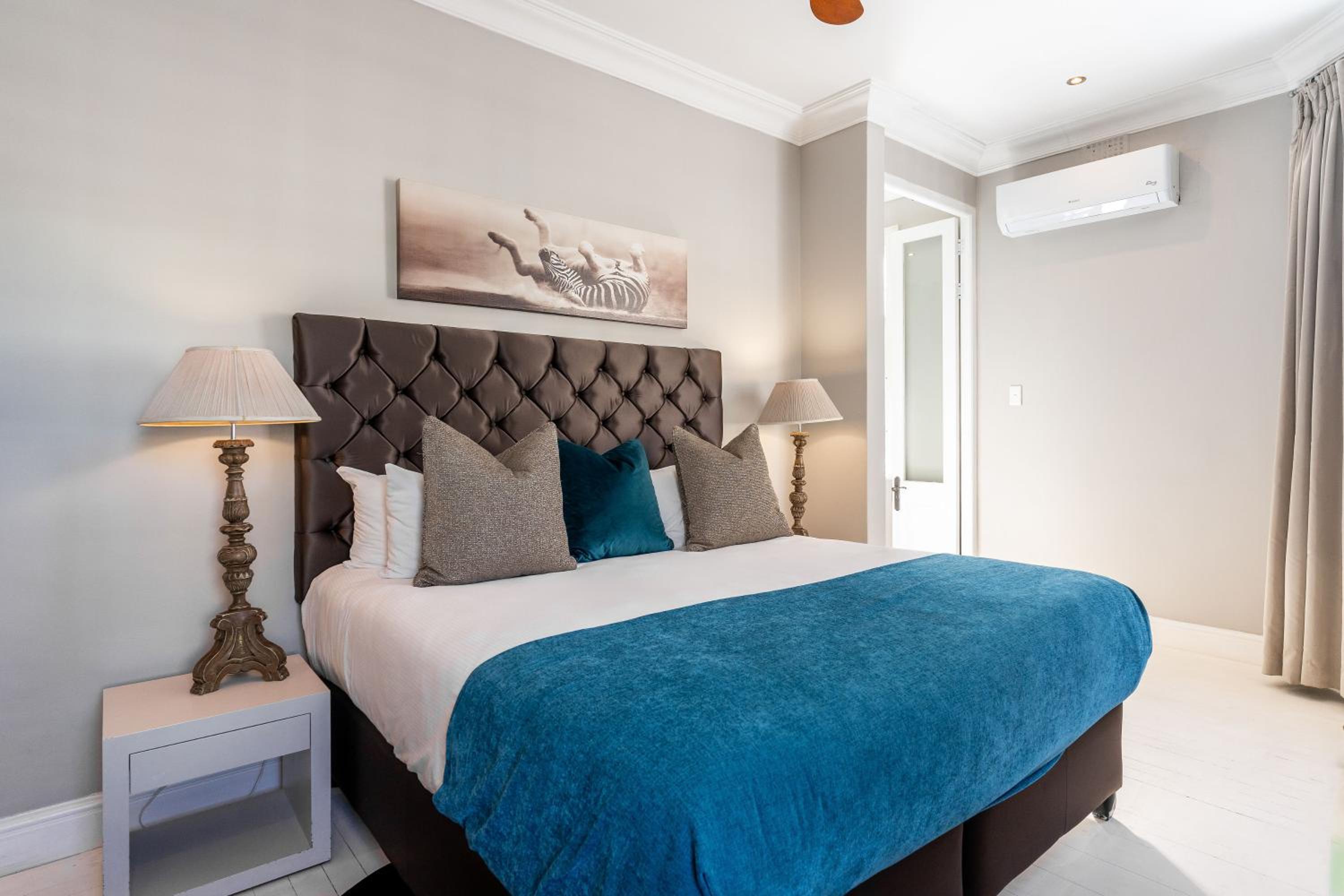 Double or Twin Room with Bathroom photo 2