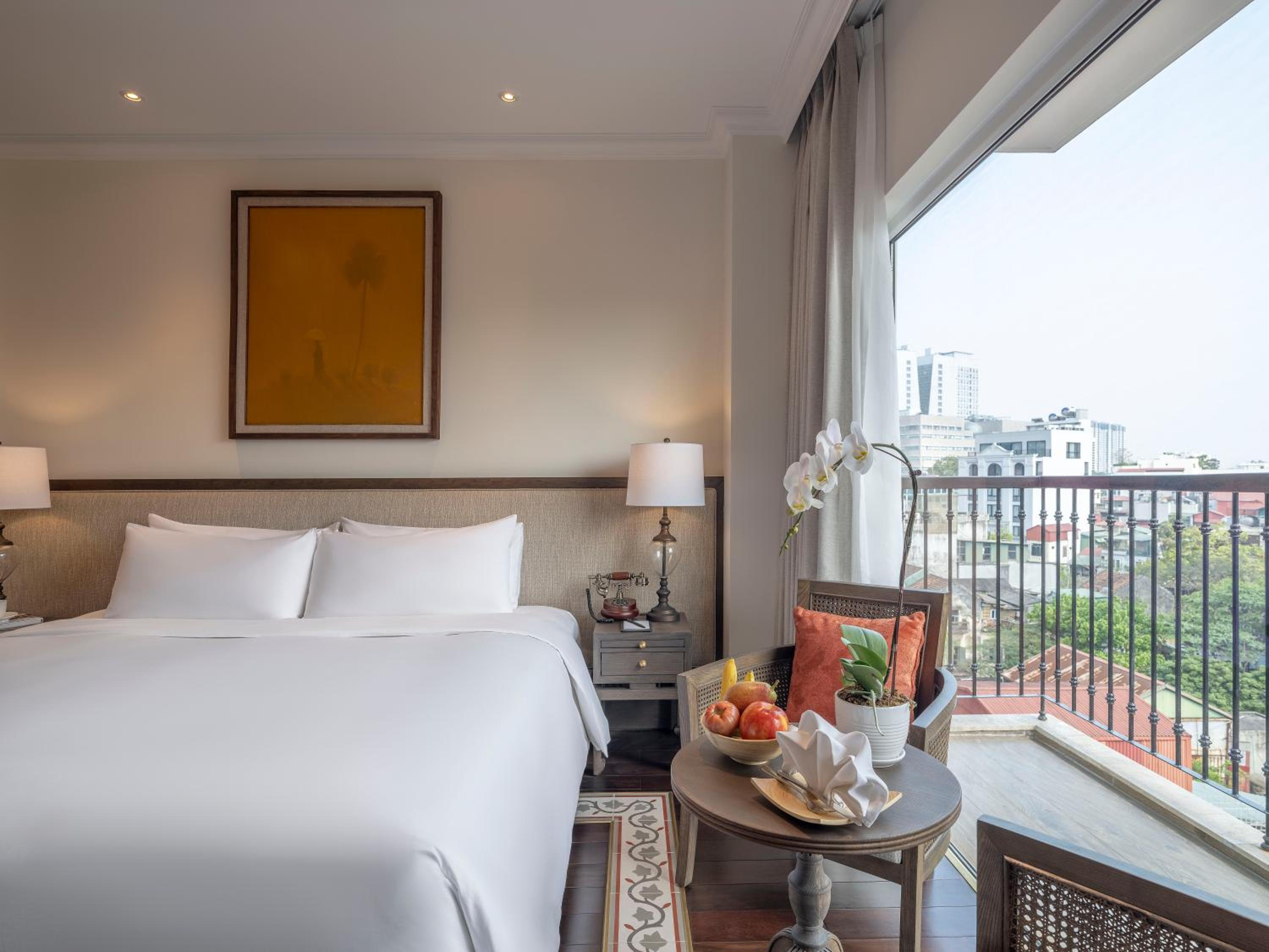 Deluxe Double or Twin Room with Balcony thumbnail 5