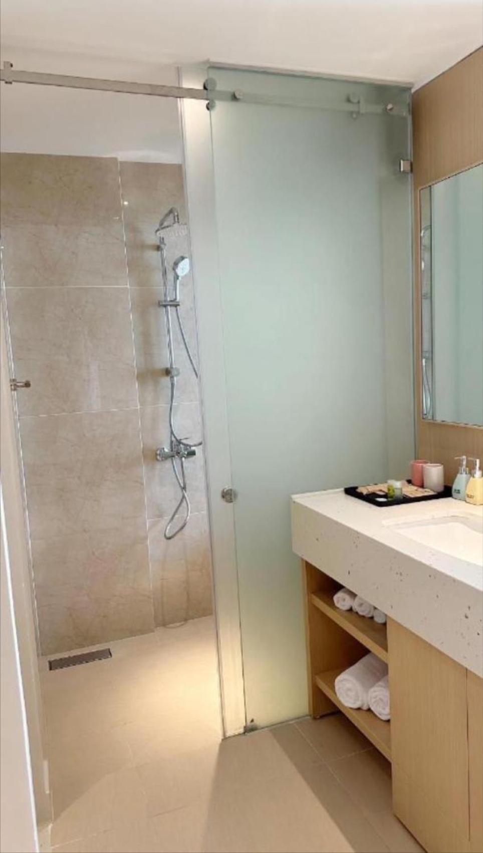 Deluxe Double Room with Sea View photo 2