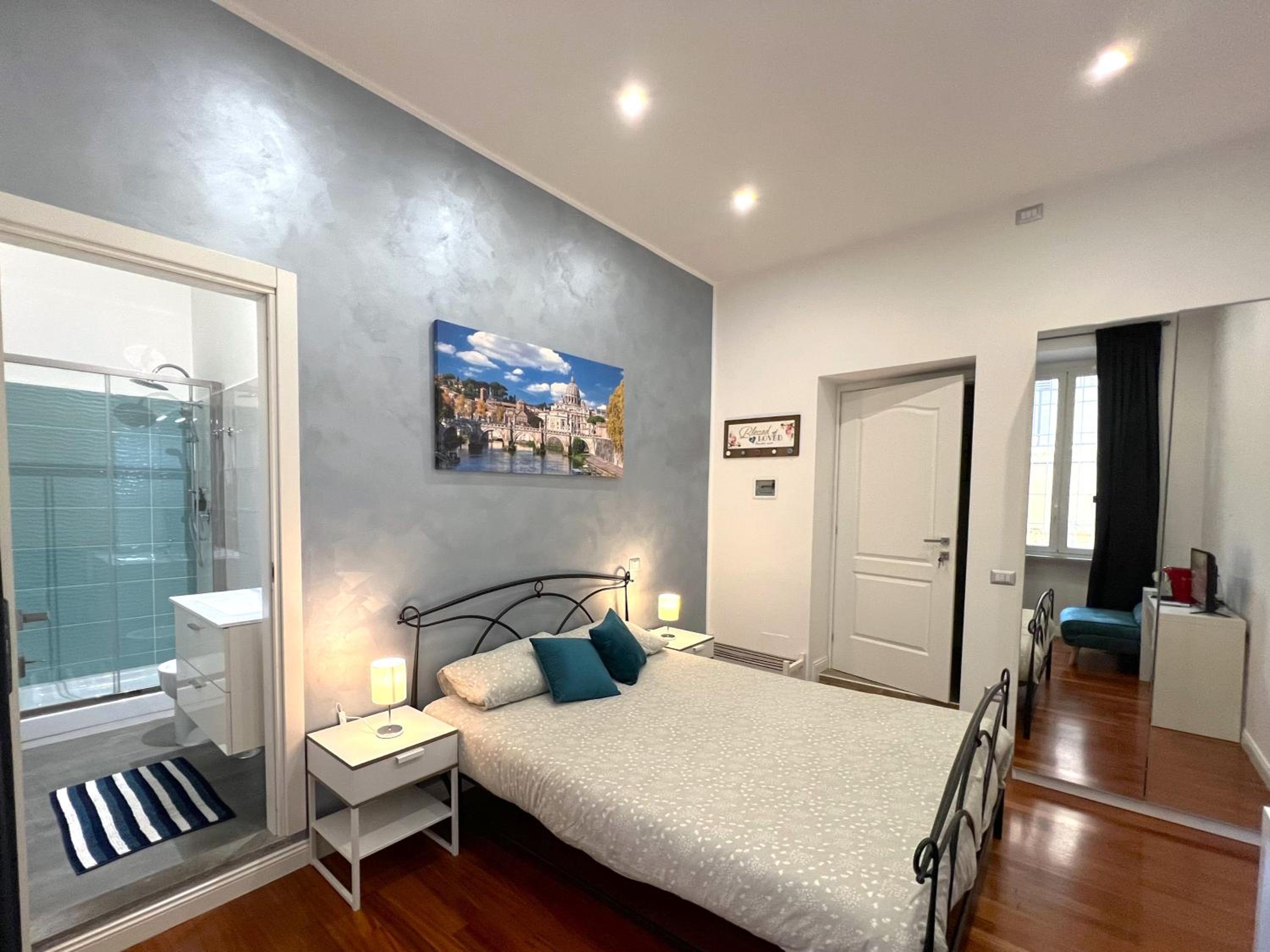 Double Room with Private Bathroom