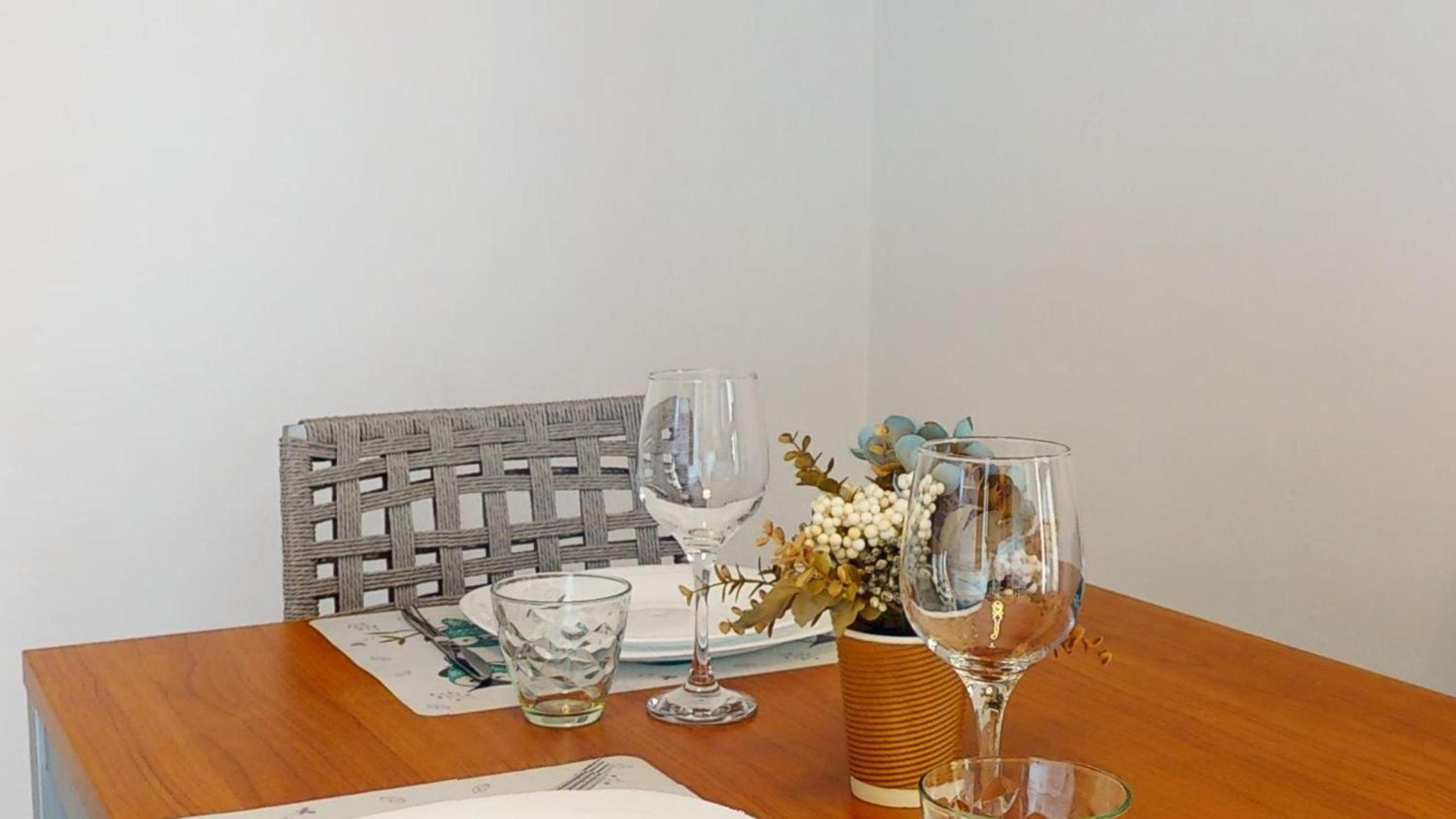 Three-Bedroom Apartment photo 2