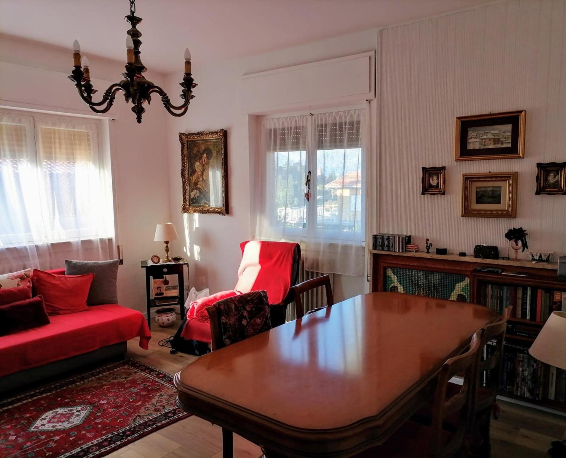 Two-Bedroom Apartment with Balcony photo 2