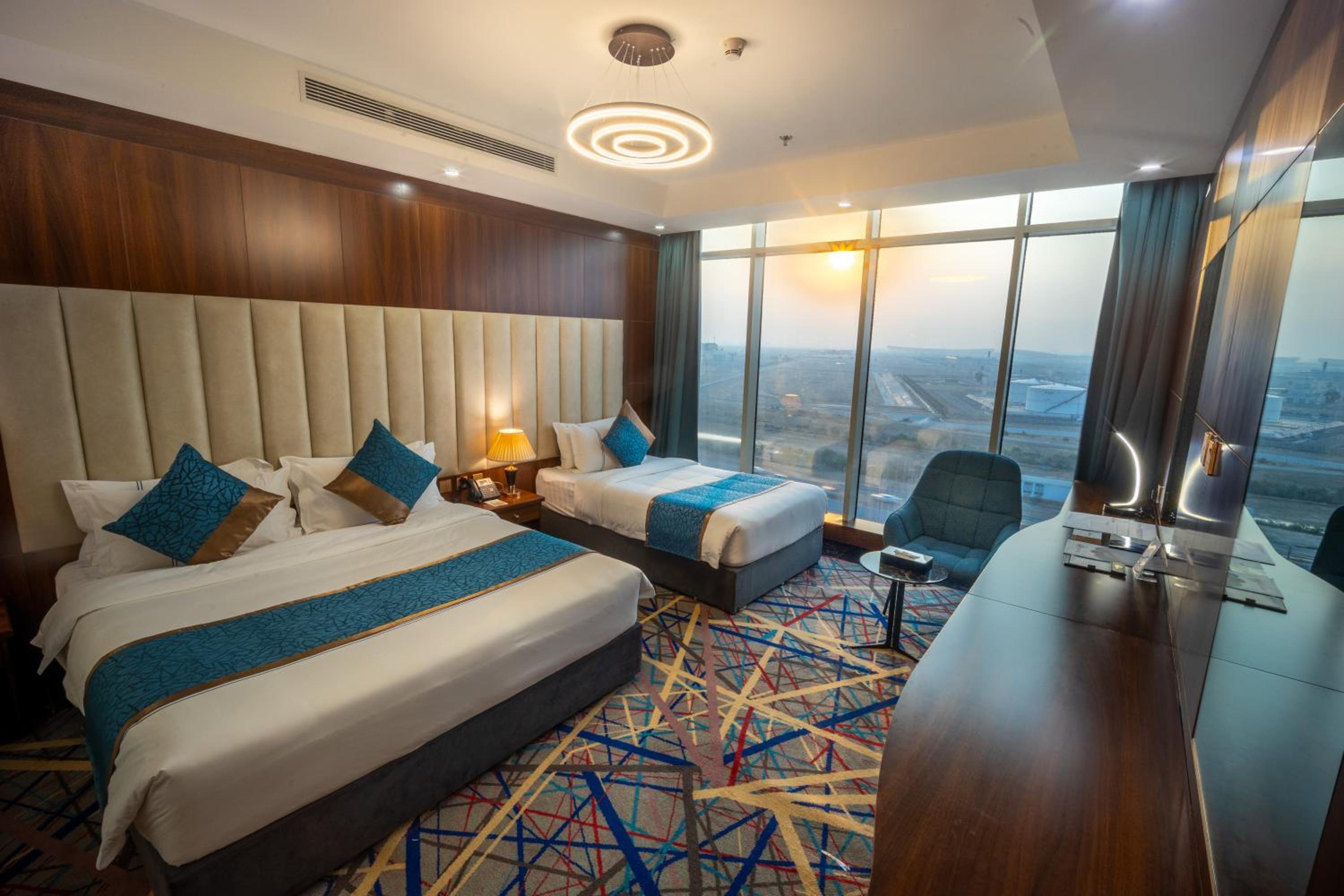 Family Junior Suite - Photo 1