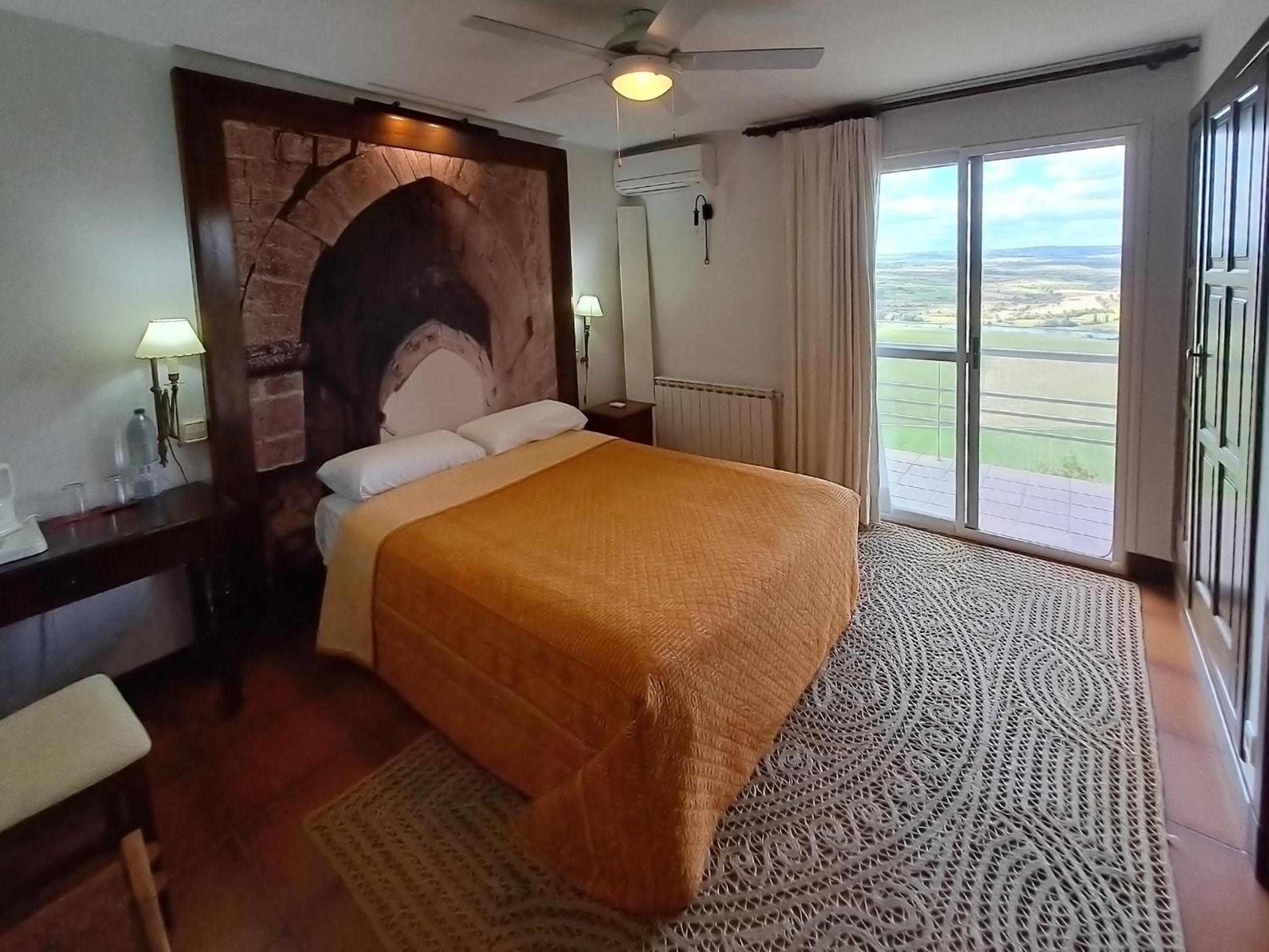 Habitación Doble o con Dos Camas