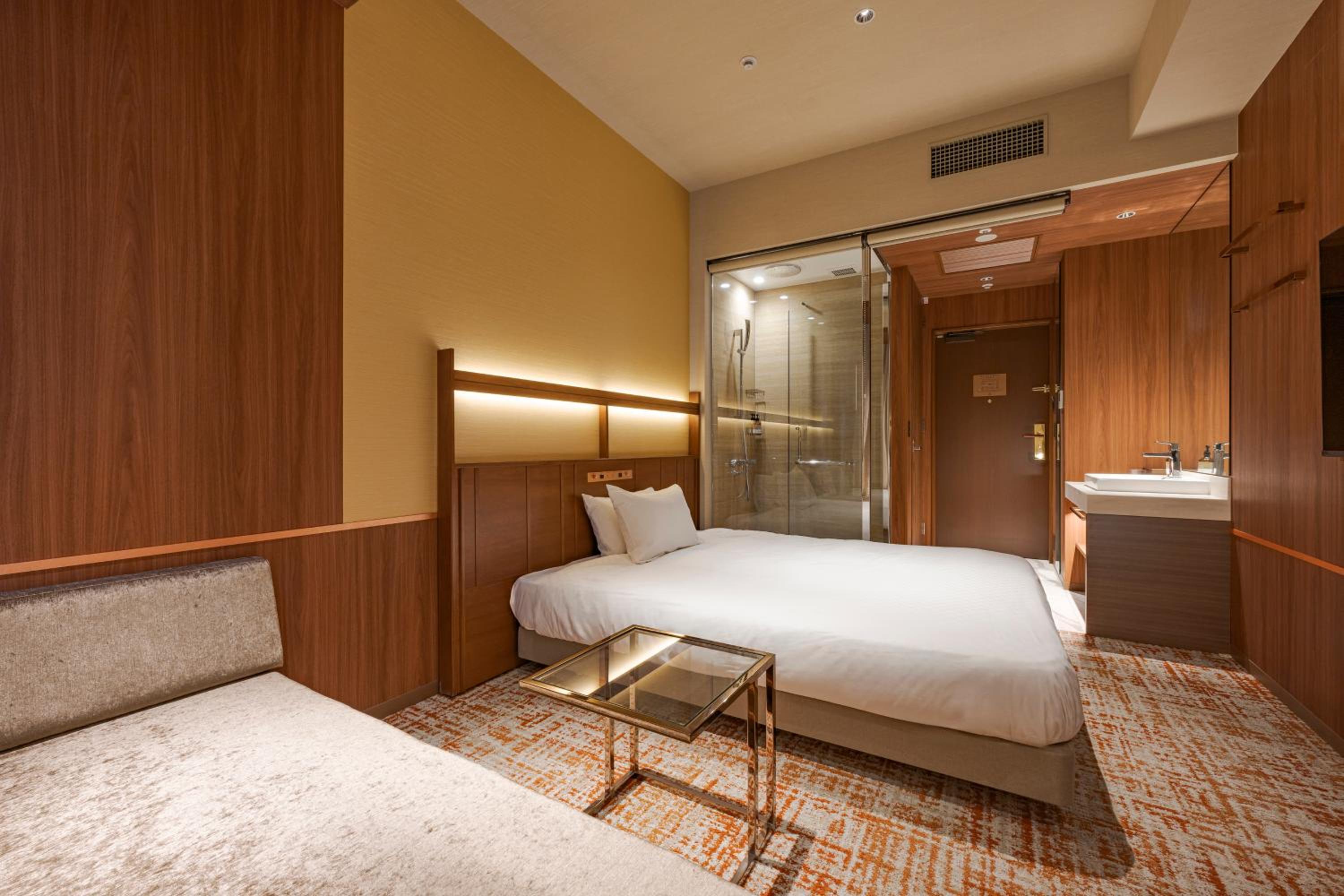 Deluxe Queen Room - Non-Smoking - Photo 3