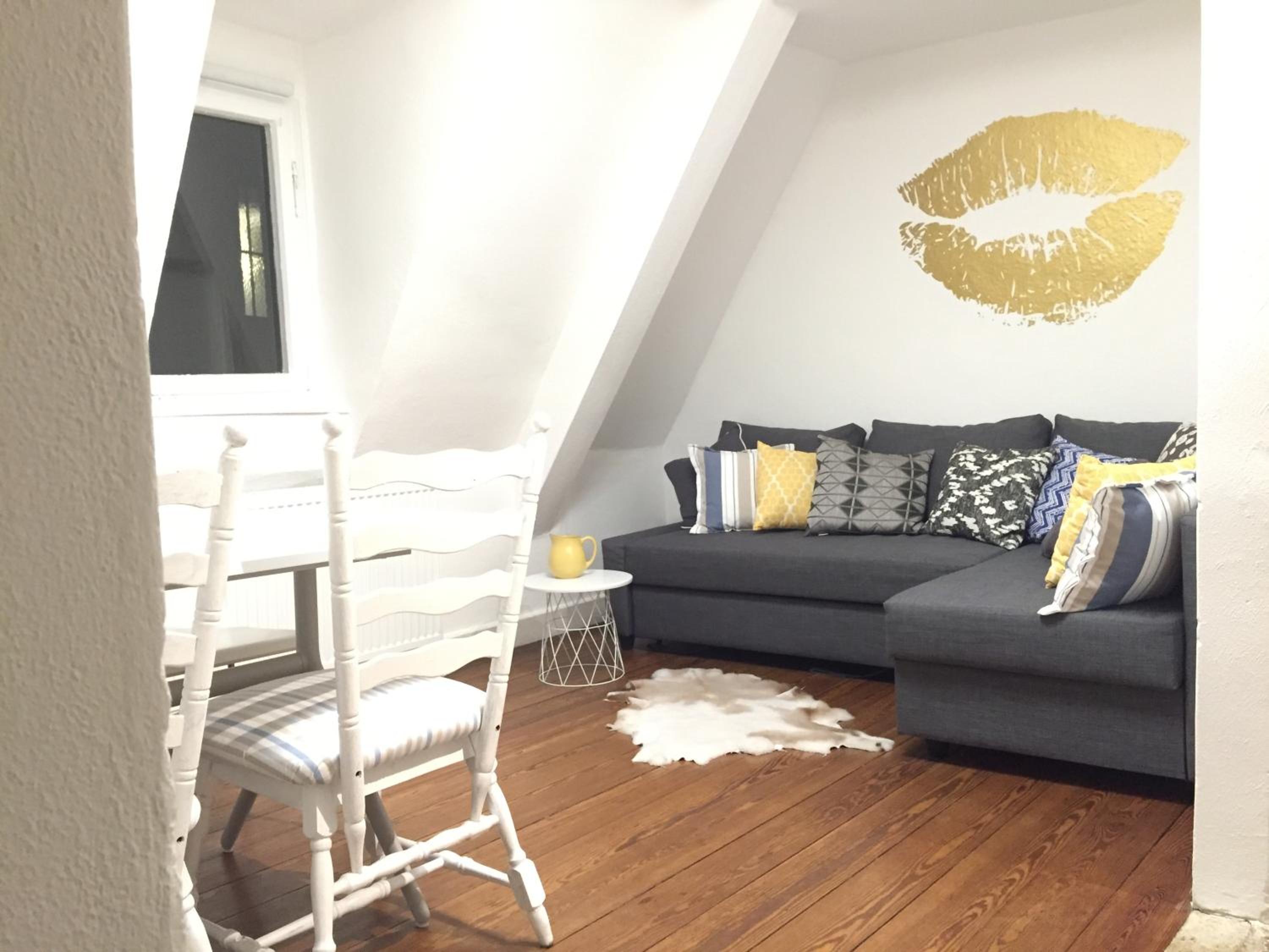 Two-Bedroom Apartment with Old Town View photo 2