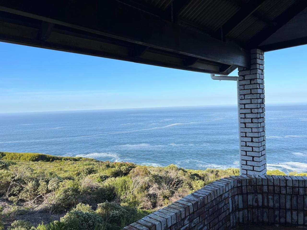 Chalet with Sea View - Photo 4