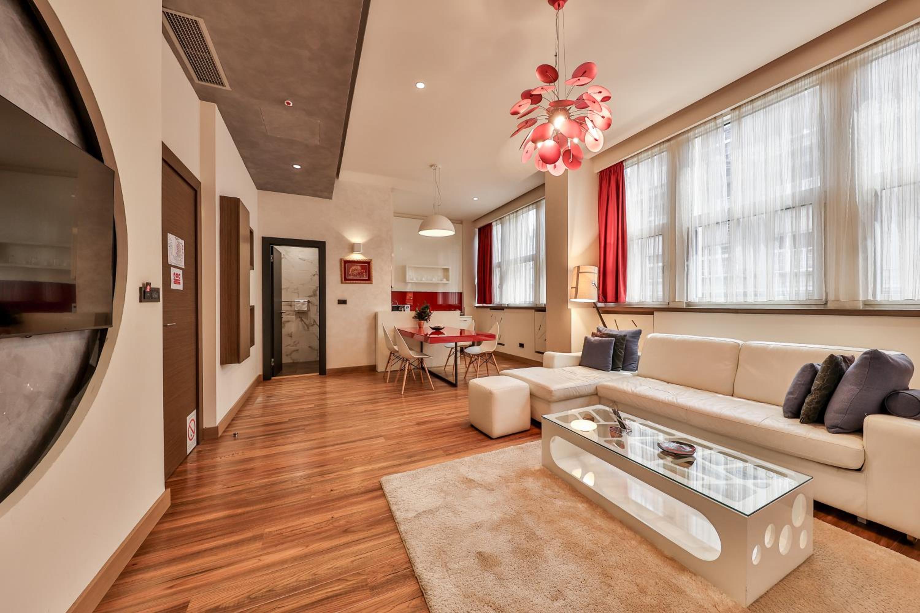 Suite with Hot Tub and Sauna - Free Parking - Photo 5