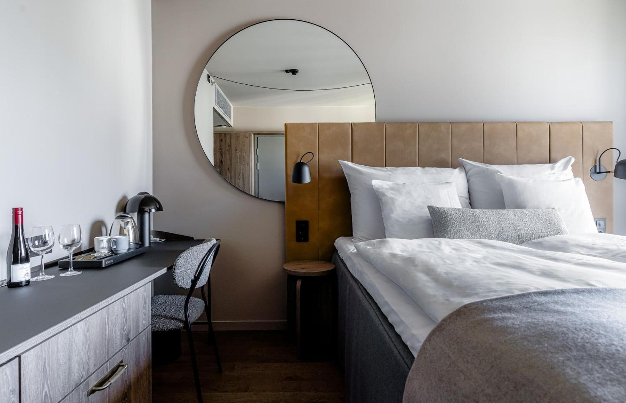Standard Double Room - Photo 3