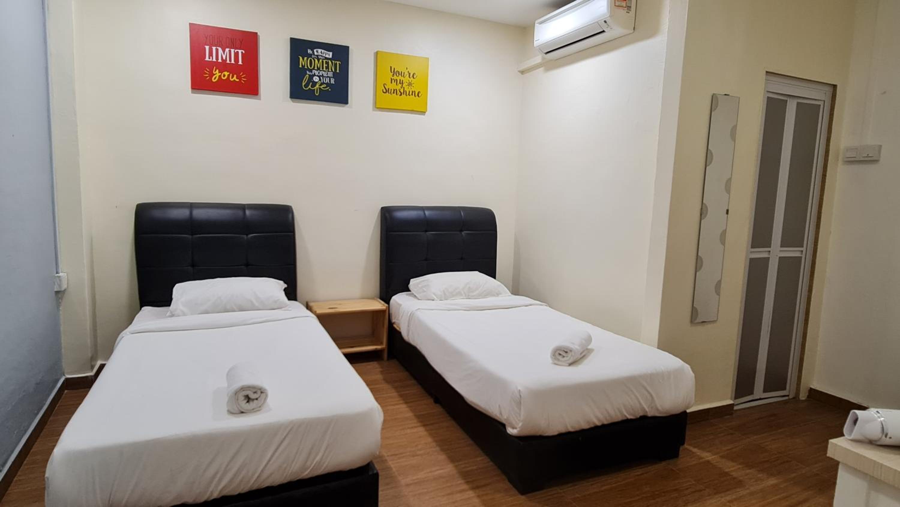 Twin Room with Bathroom