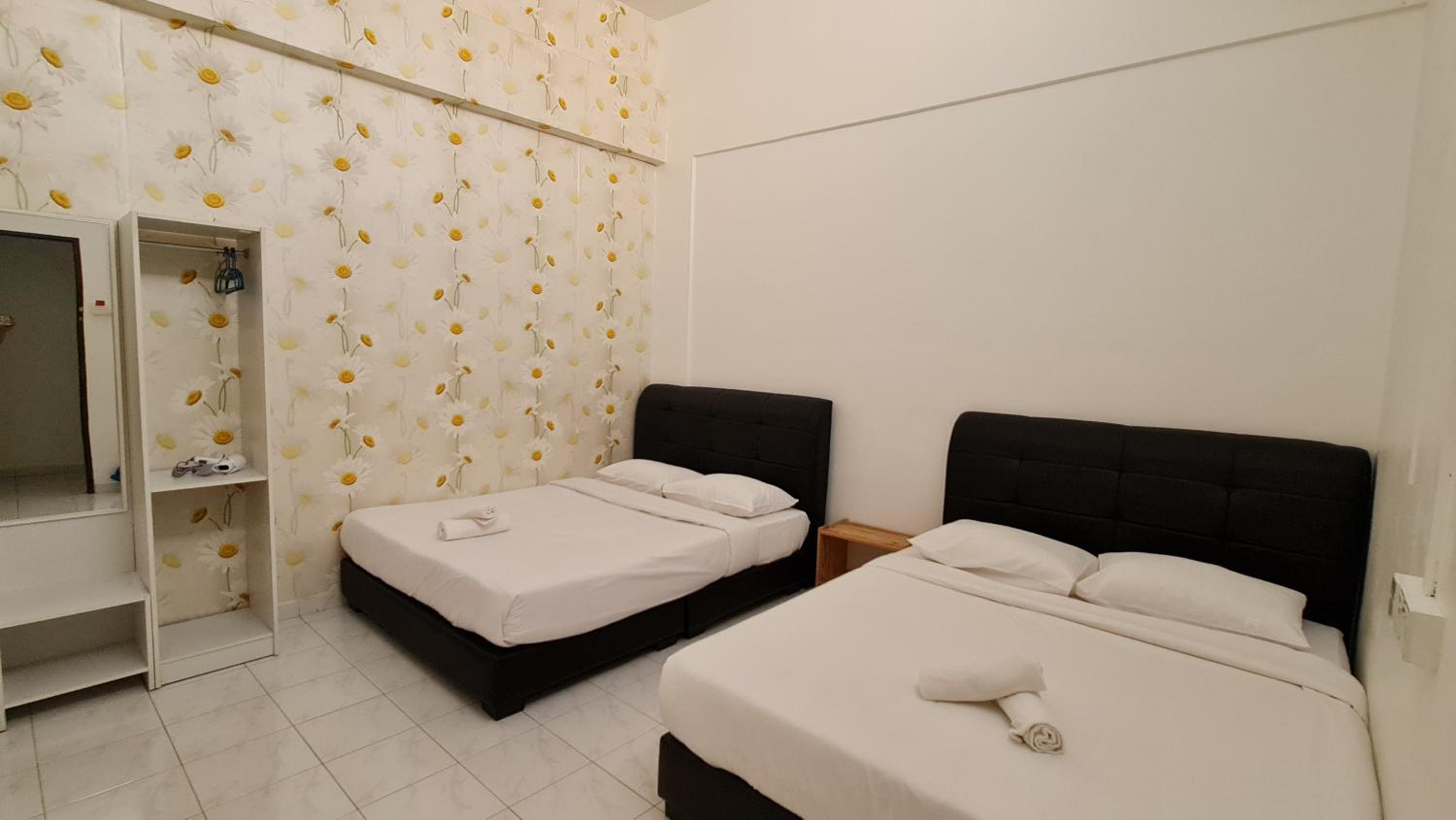 Quadruple Room with Bathroom