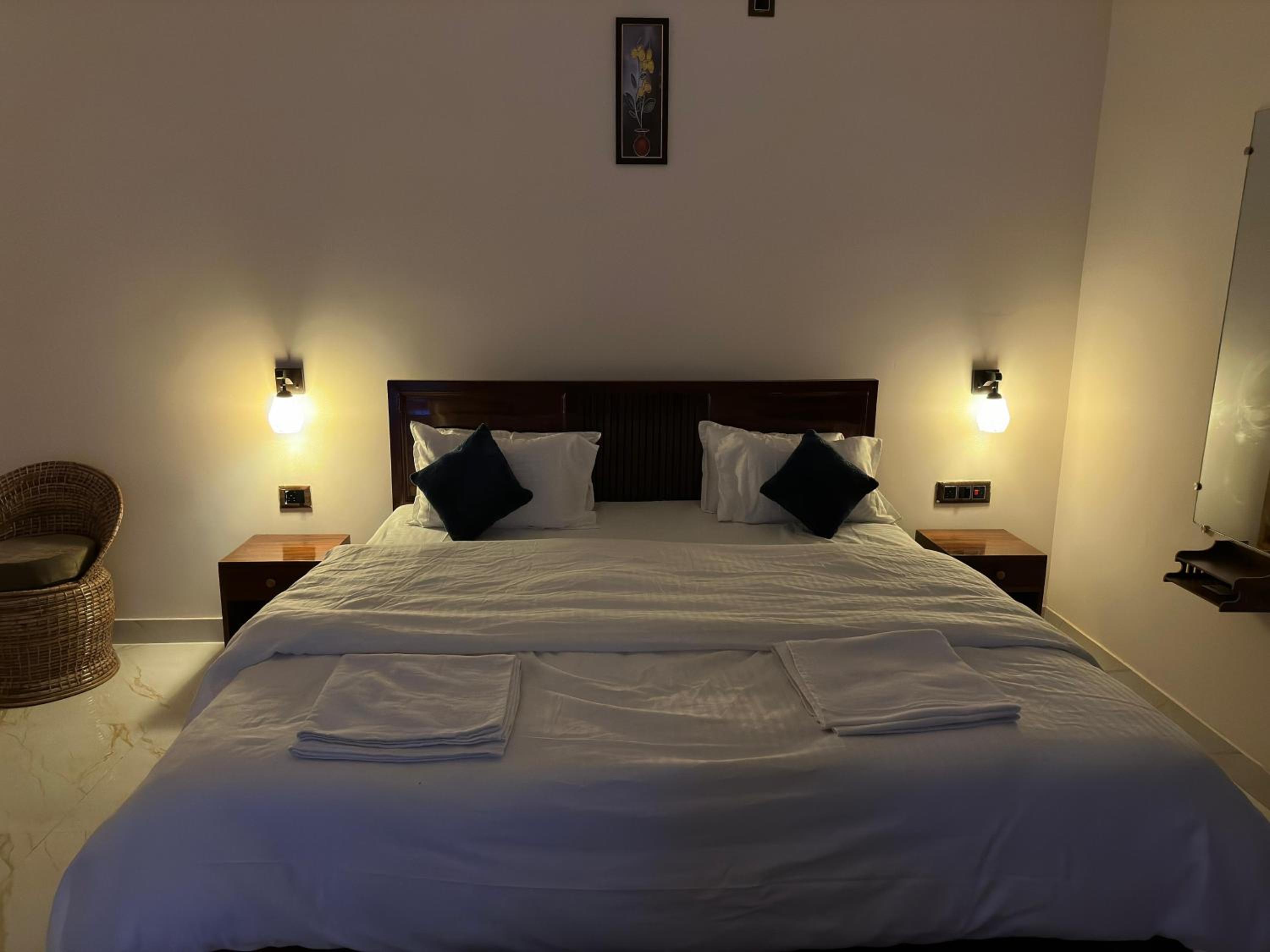 Standard Double Room With Fan photo 1