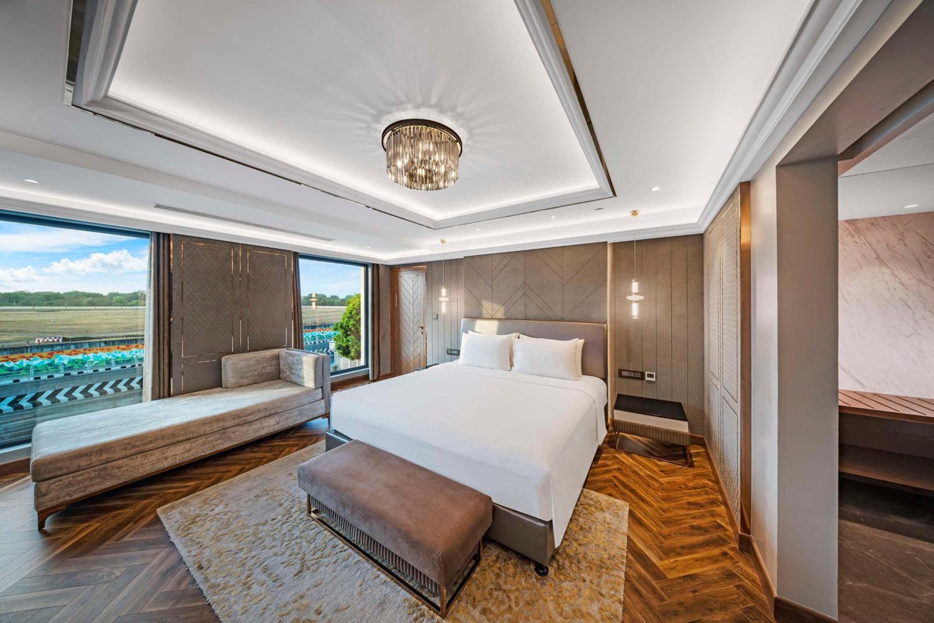 Premium Room with Airport Transfers thumbnail 5