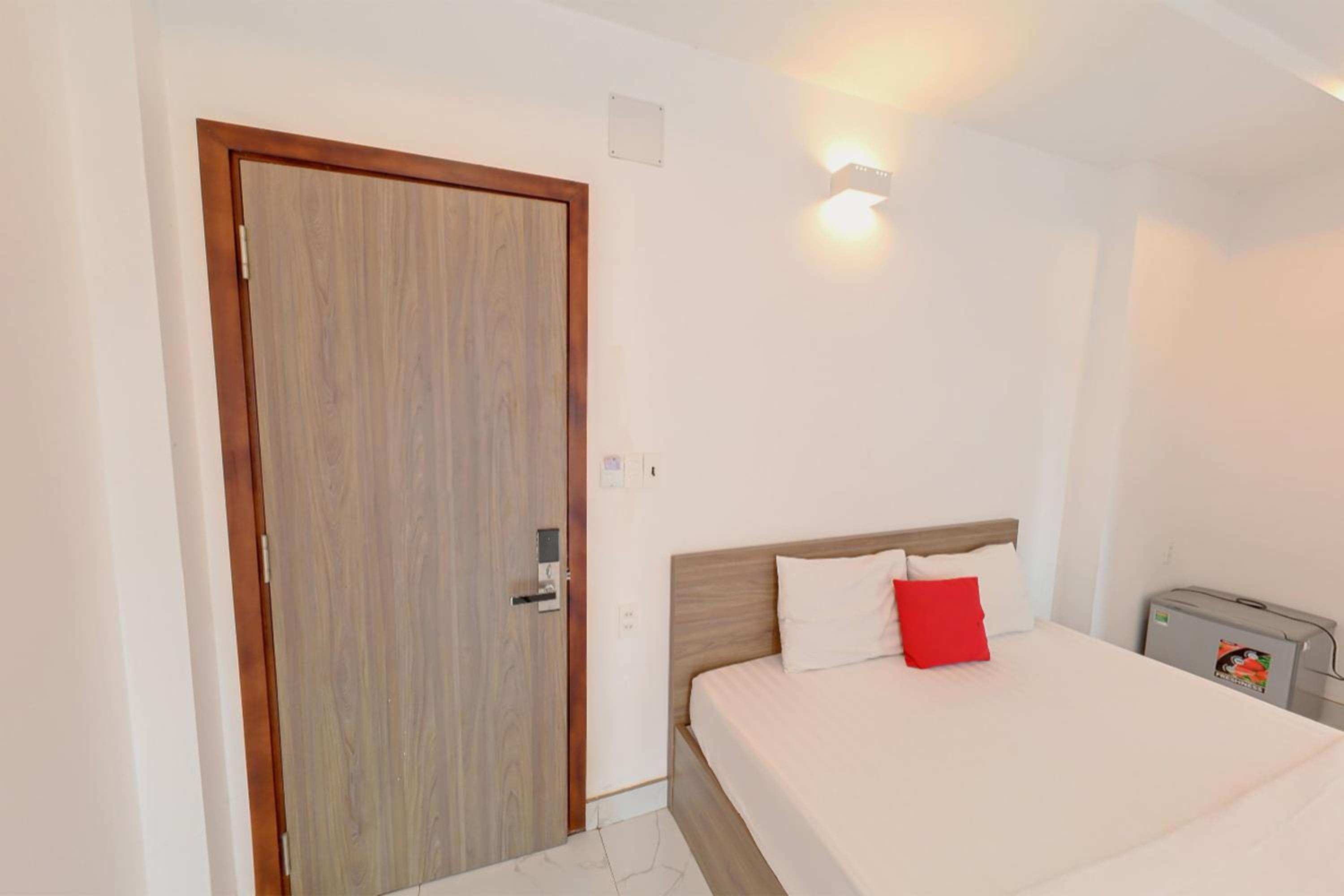 Deluxe Room - Photo 3