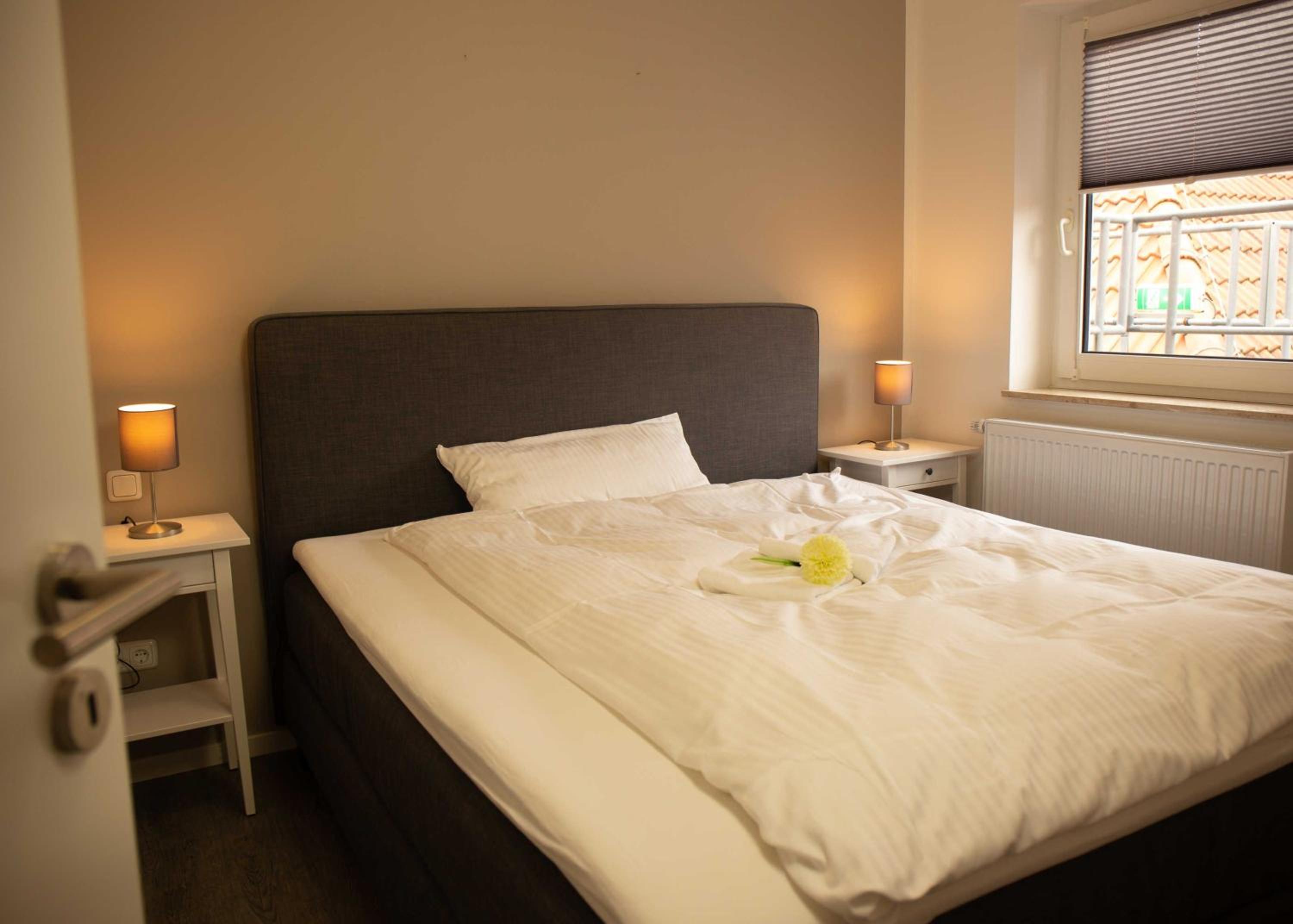 One-Bedroom Apartment with Shower photo 3