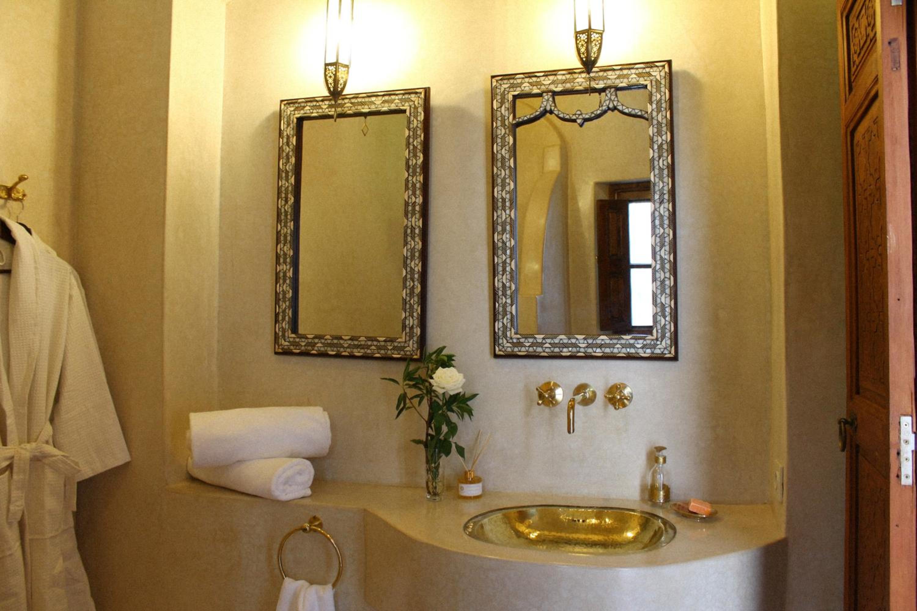 Double Room - Photo 5