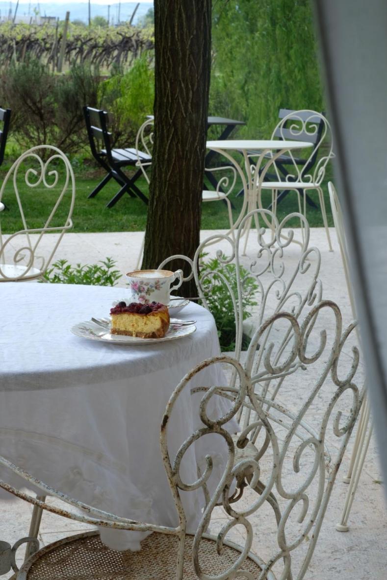 Junior Suite with Garden View - Photo 3