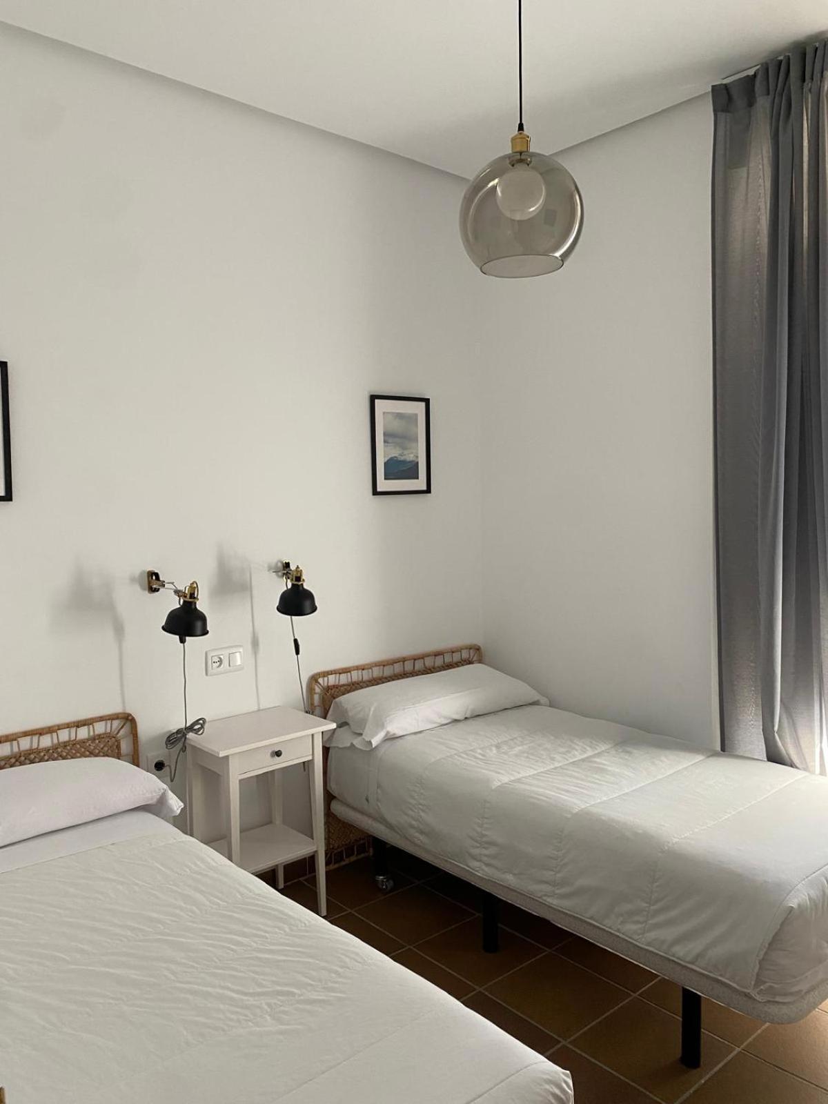 Two-Bedroom Superior Apartment - Photo 4