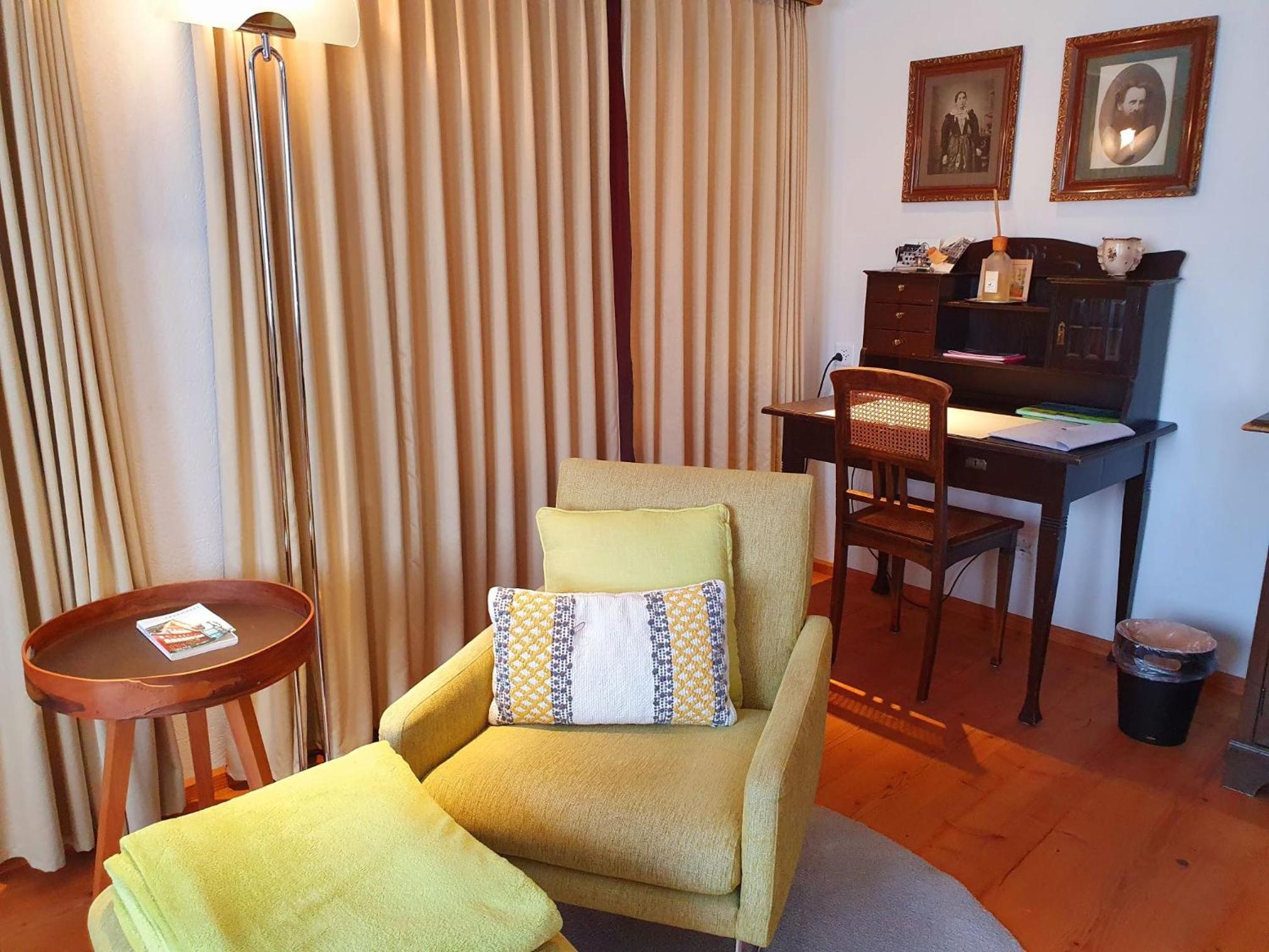 Junior Suite with Mountain View photo 3