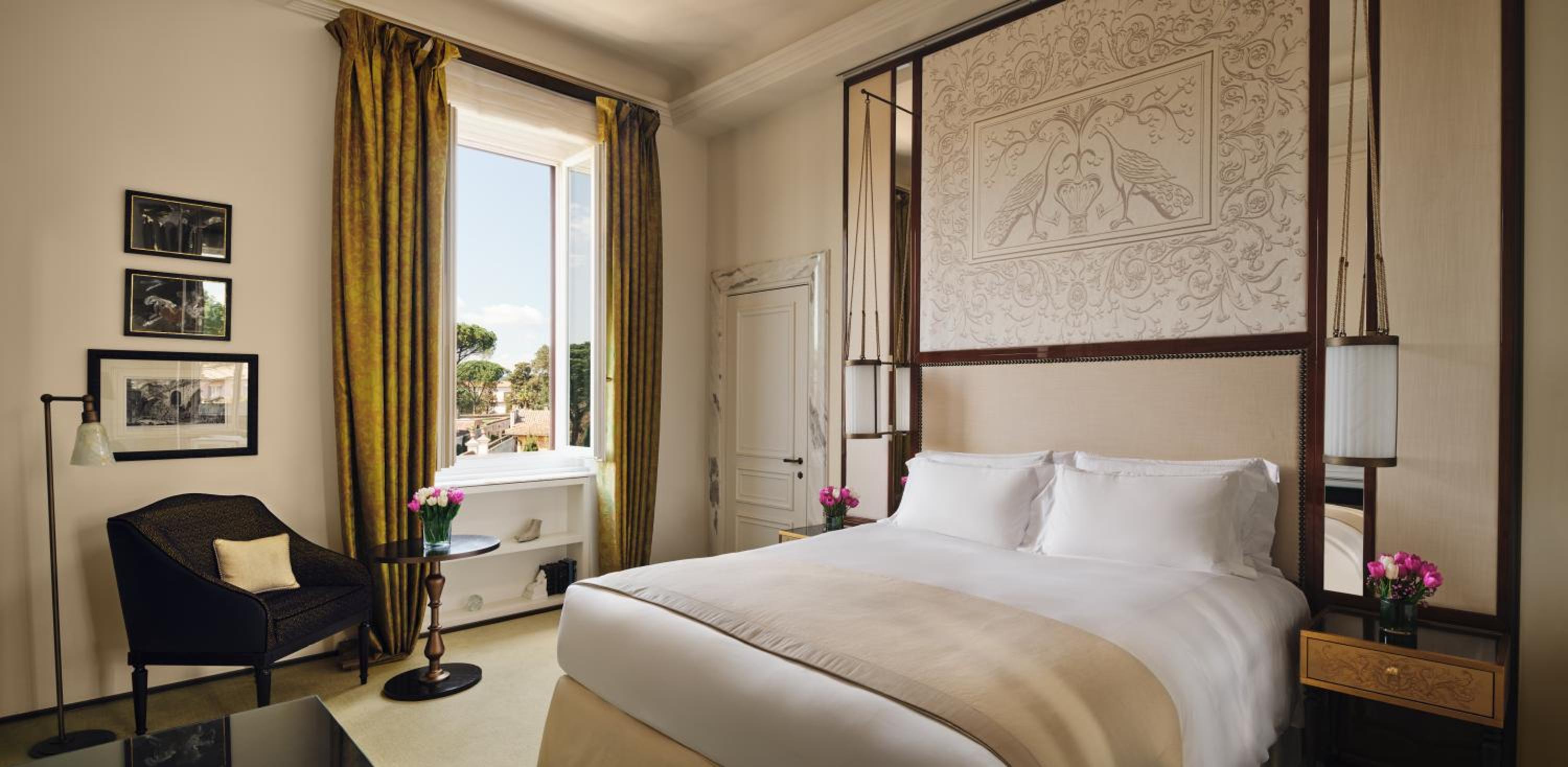 Classic Double Room with City View photo 1