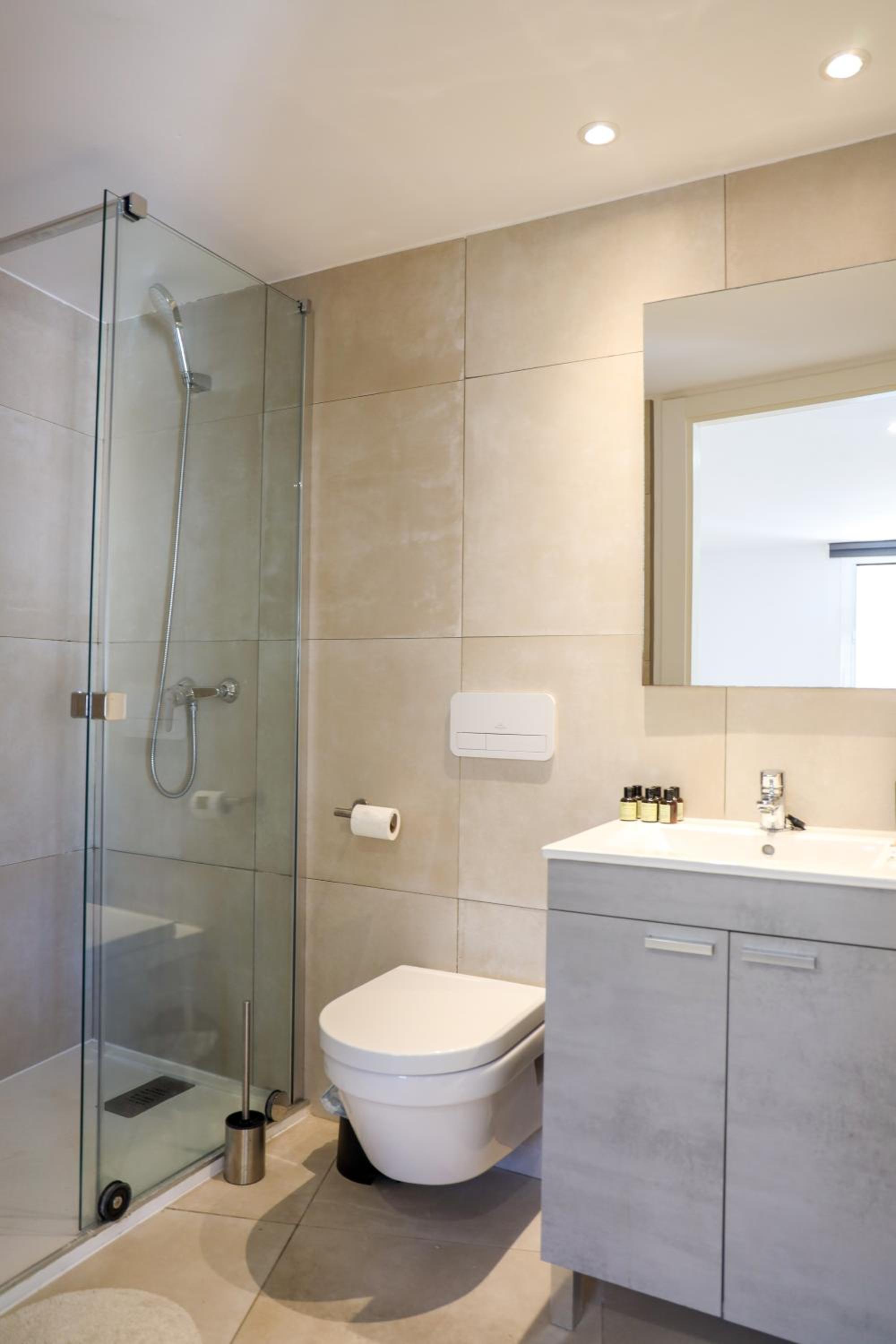 One Bedroom Suite photo 3