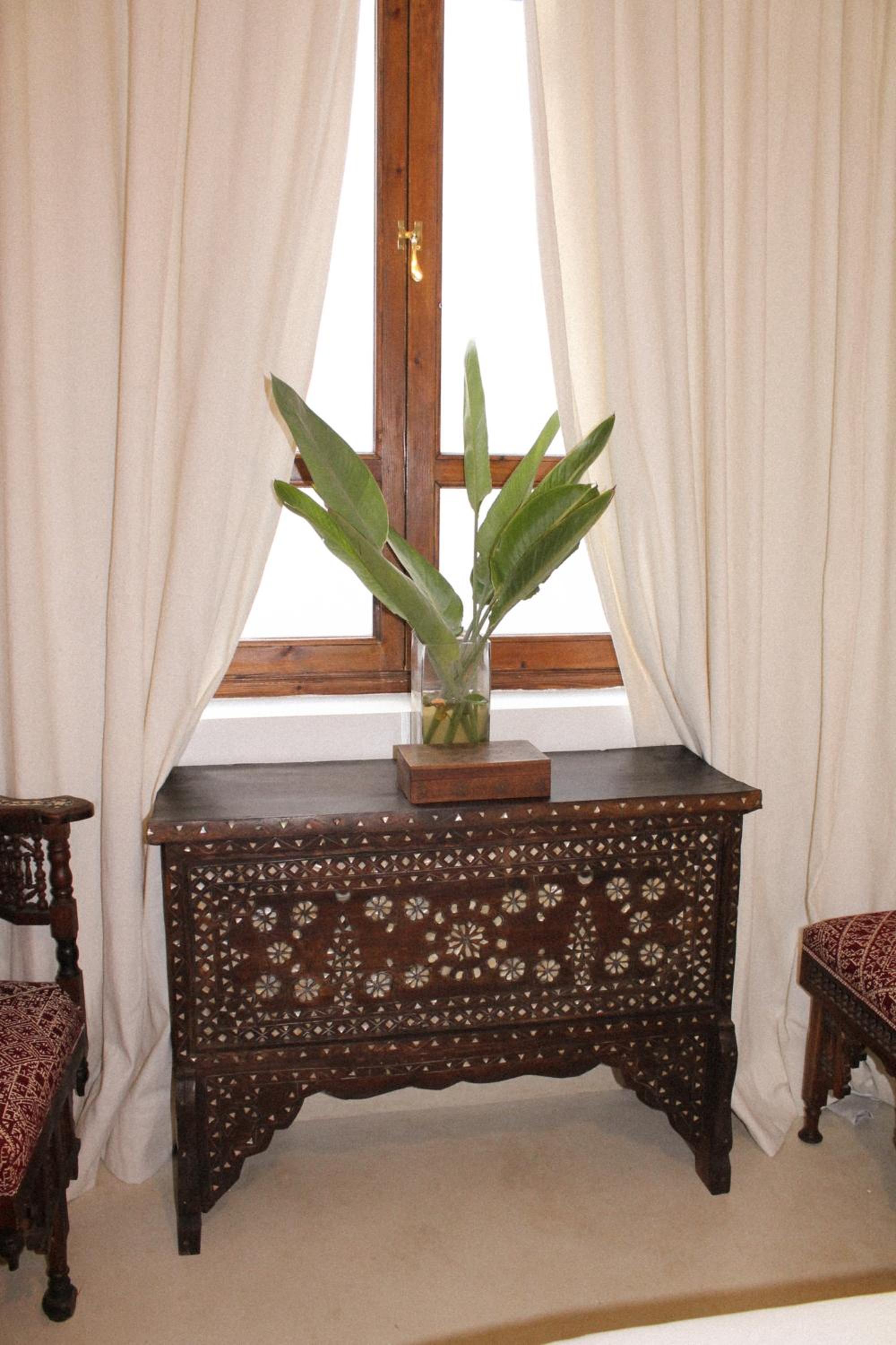 Large Double Room - Photo 2